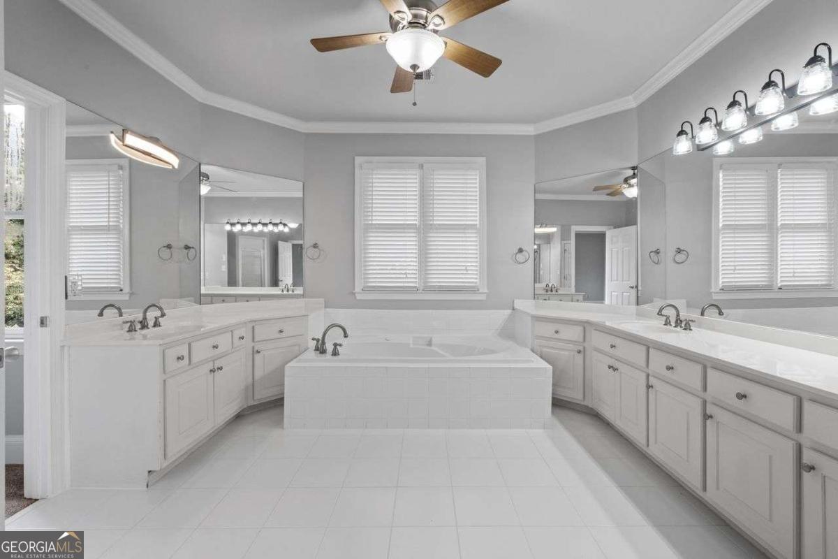 515 Oak Bridge Trail