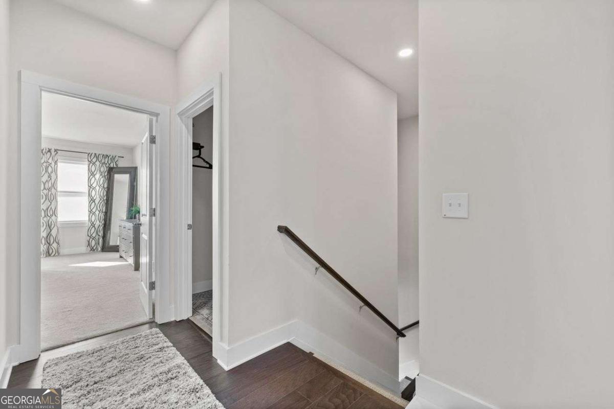 1204 Waterfall Court