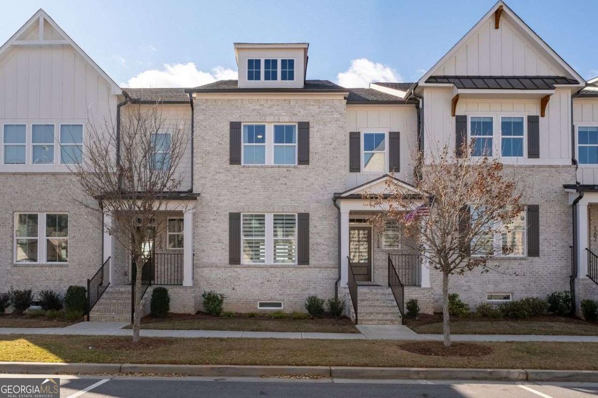 1204 Waterfall Court