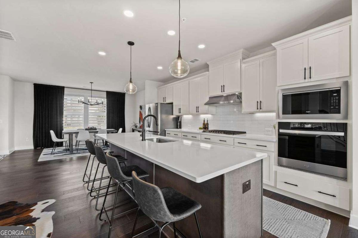 1204 Waterfall Court