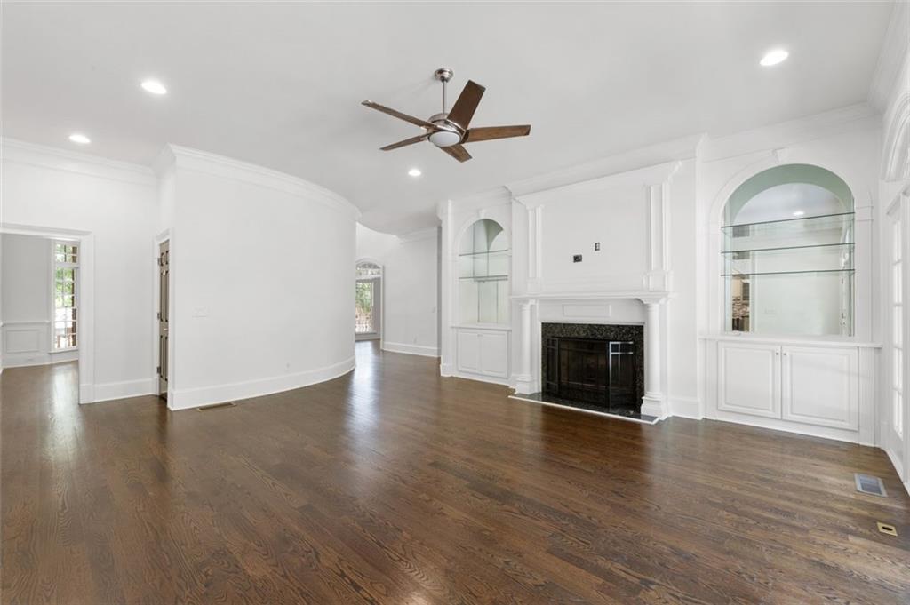 1650 Harvest Lane