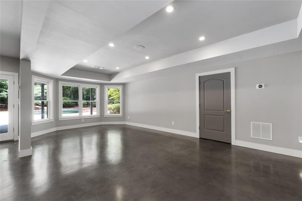 1650 Harvest Lane