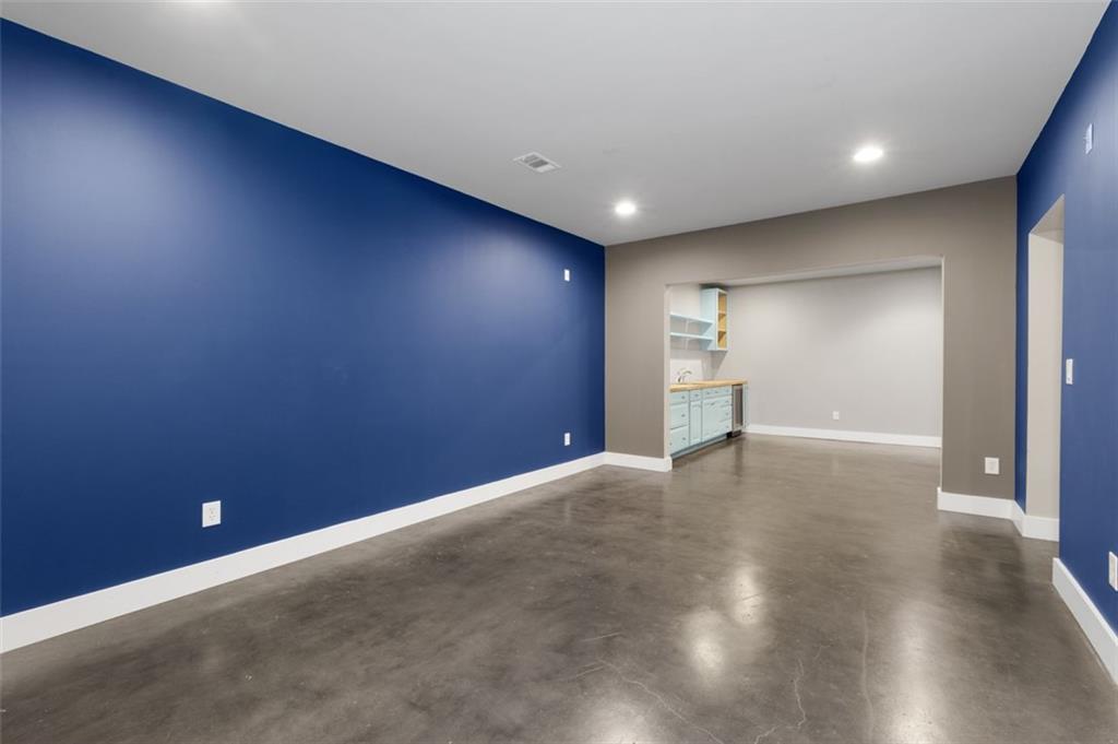 1650 Harvest Lane