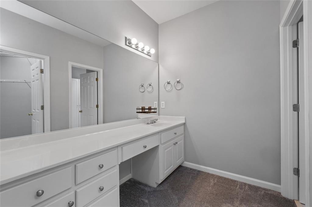 515 Oak Bridge Trail