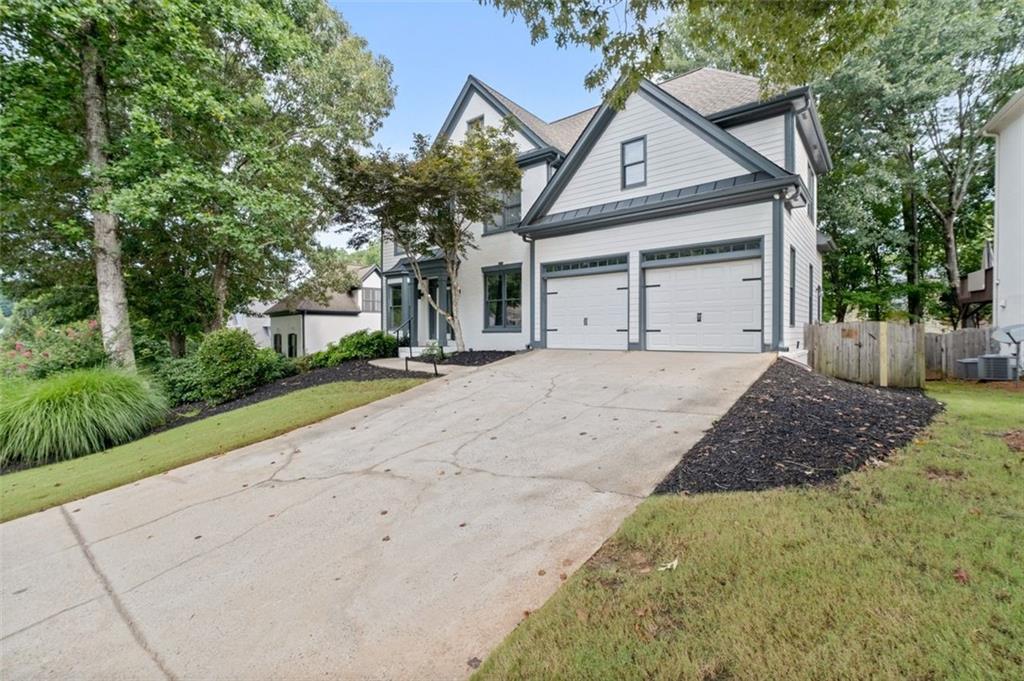 515 Oak Bridge Trail