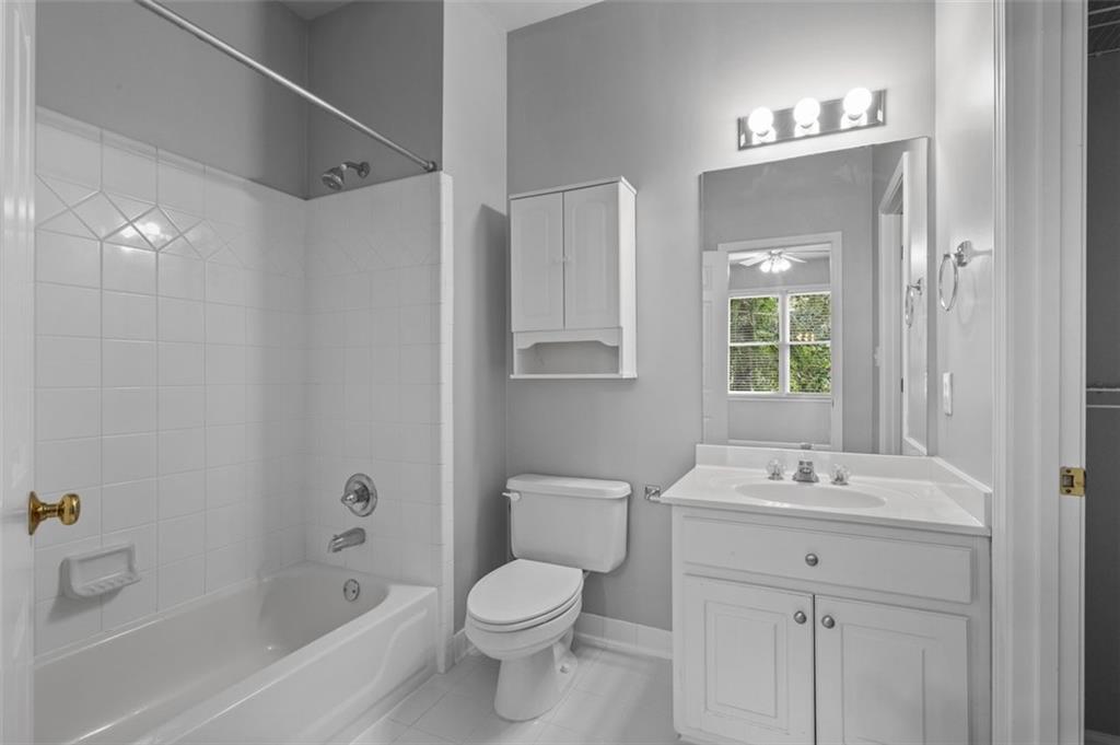 515 Oak Bridge Trail