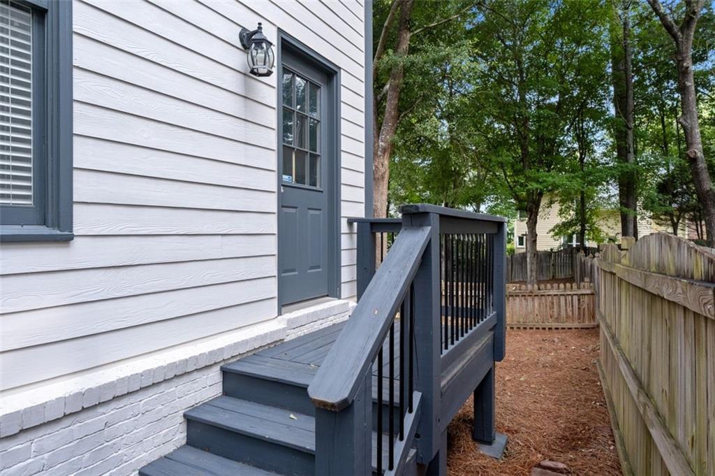 515 Oak Bridge Trail