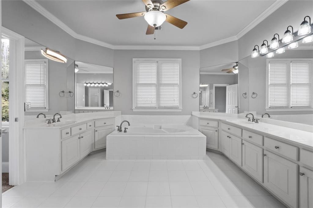 515 Oak Bridge Trail