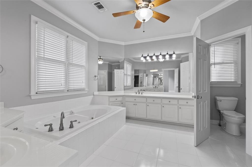 515 Oak Bridge Trail