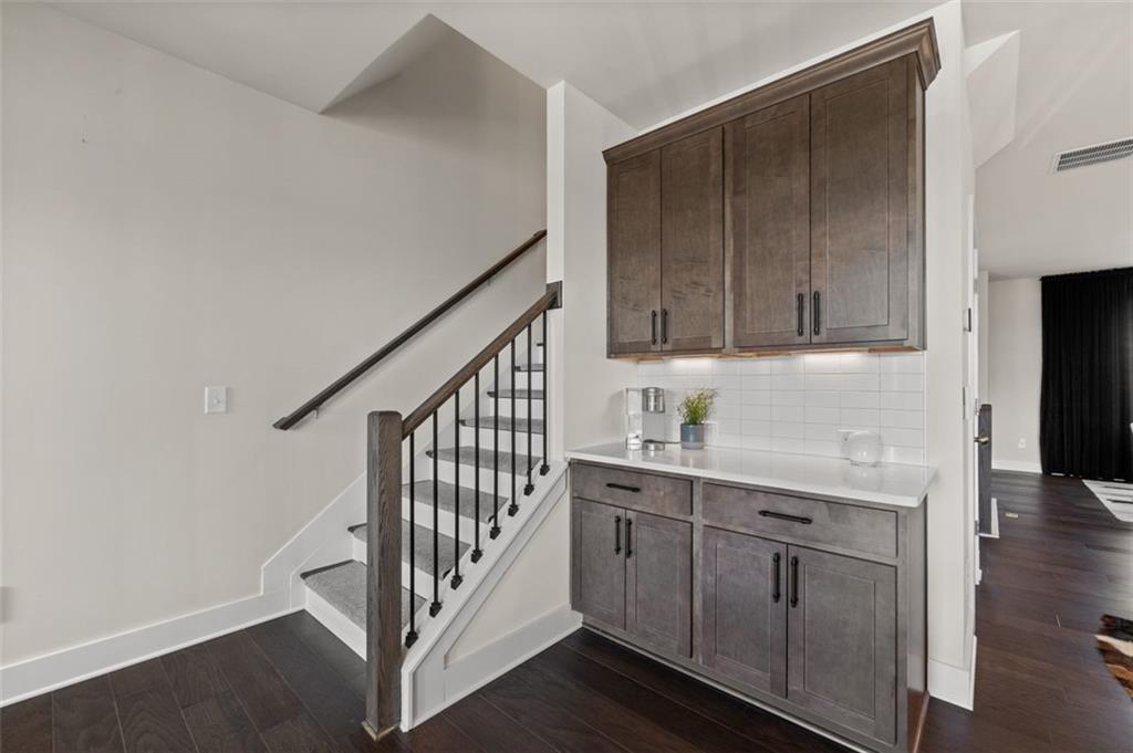 1204 Waterfall Court
