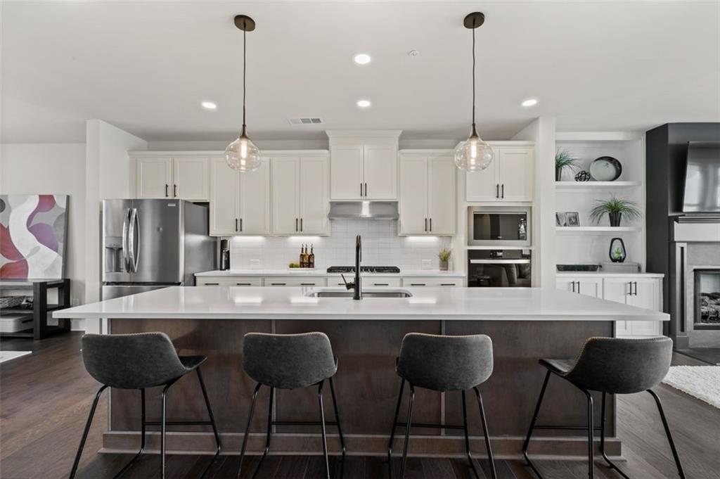 1204 Waterfall Court