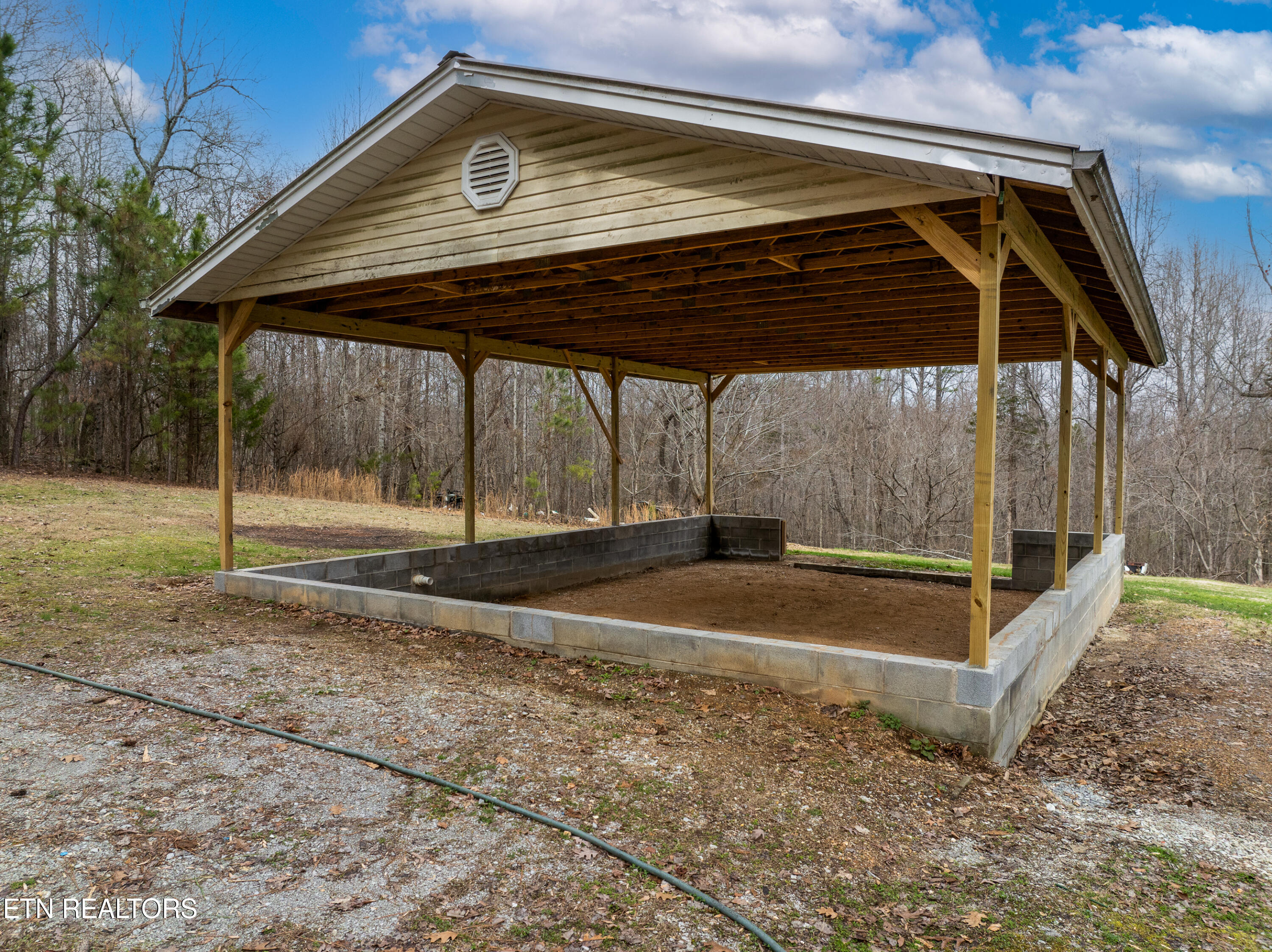 973 County Rd 250
