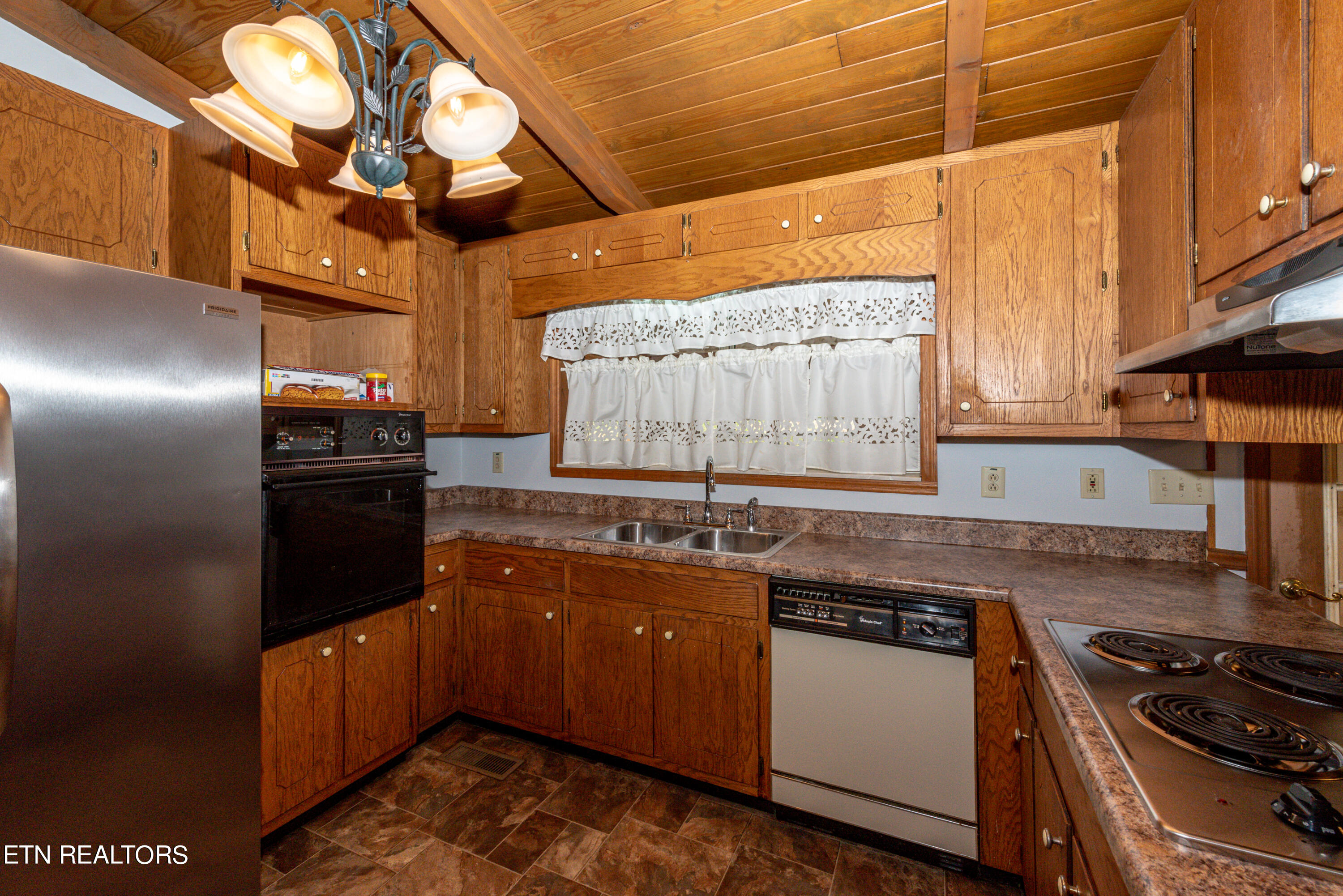 973 County Rd 250
