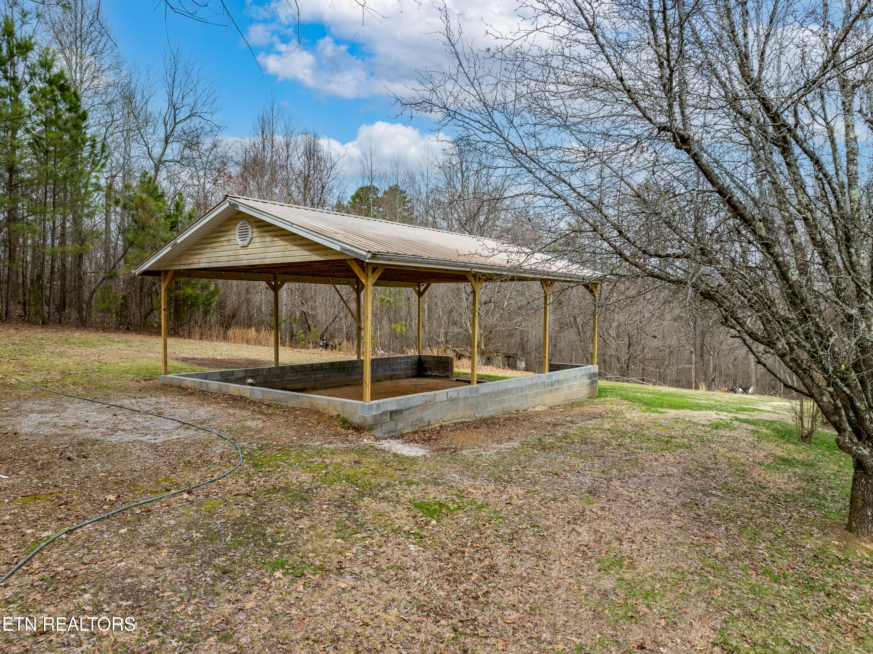 973 County Rd 250