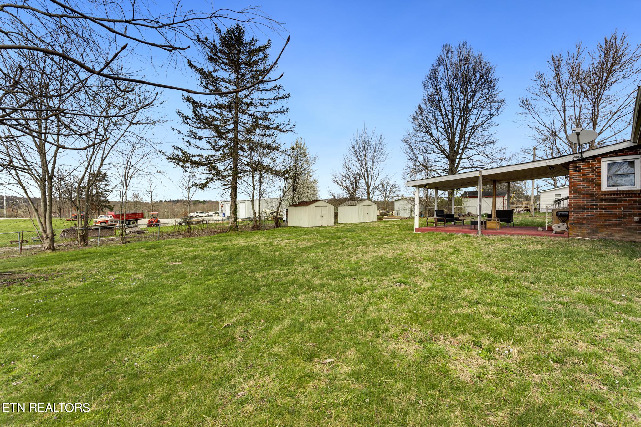 7049 Highway 127N