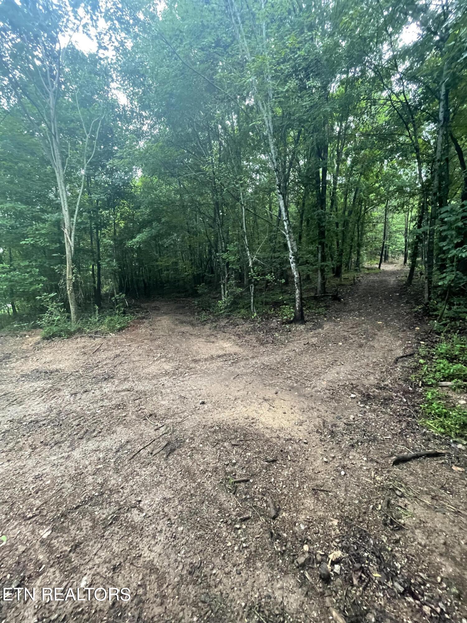 400 Moore Cemetery Rd