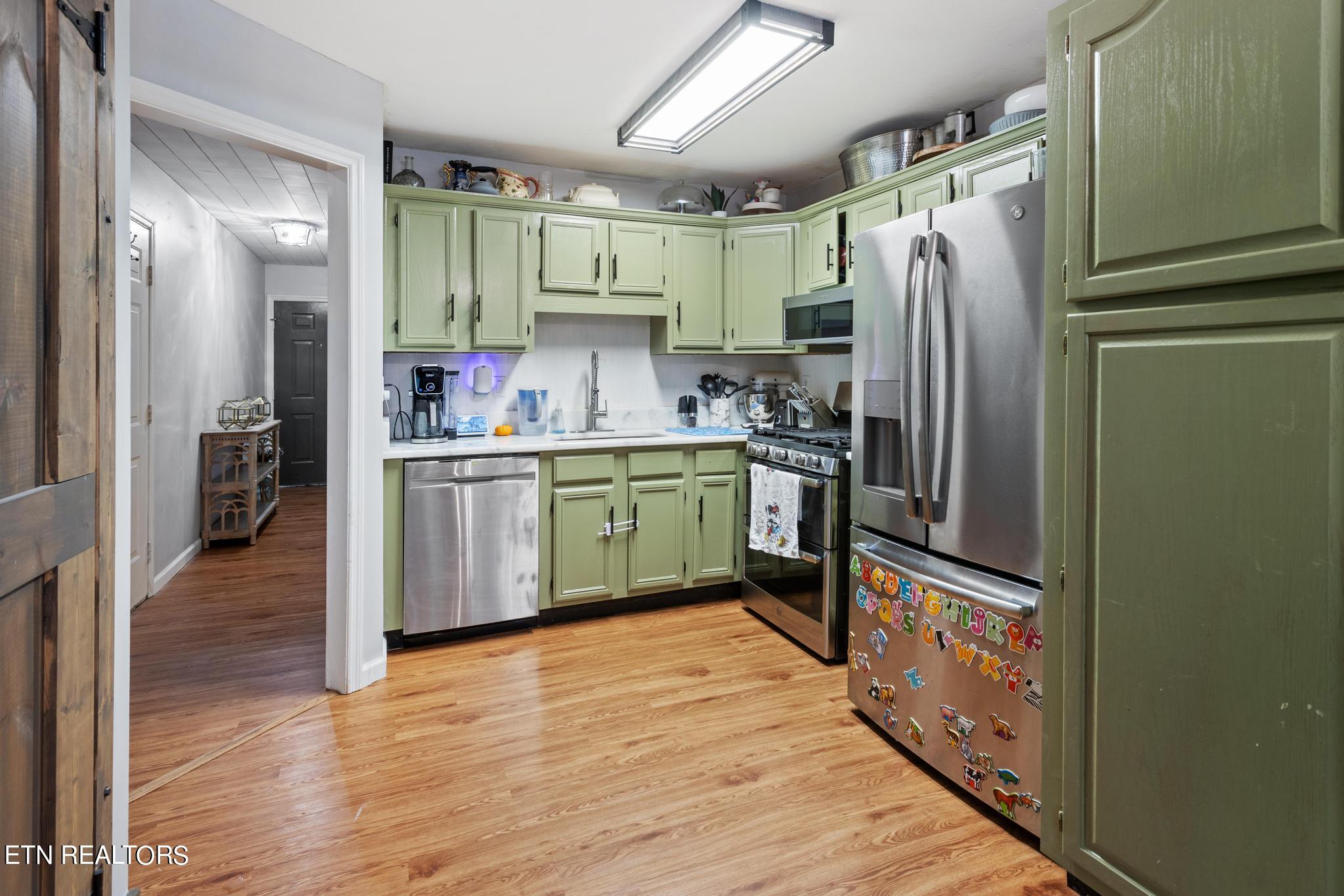 5047 Hunter Village Drive