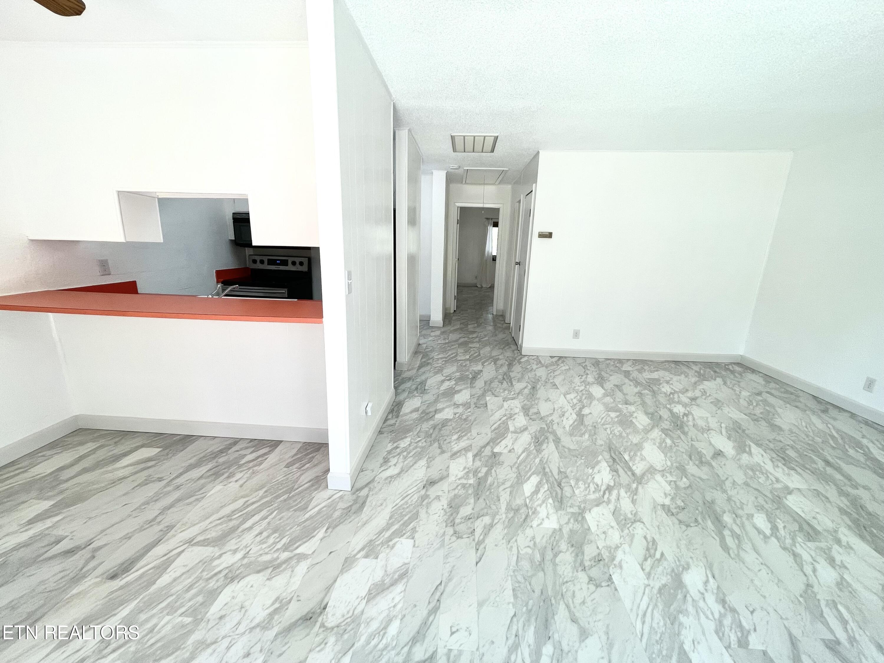 112 Wilshire Heights Drive