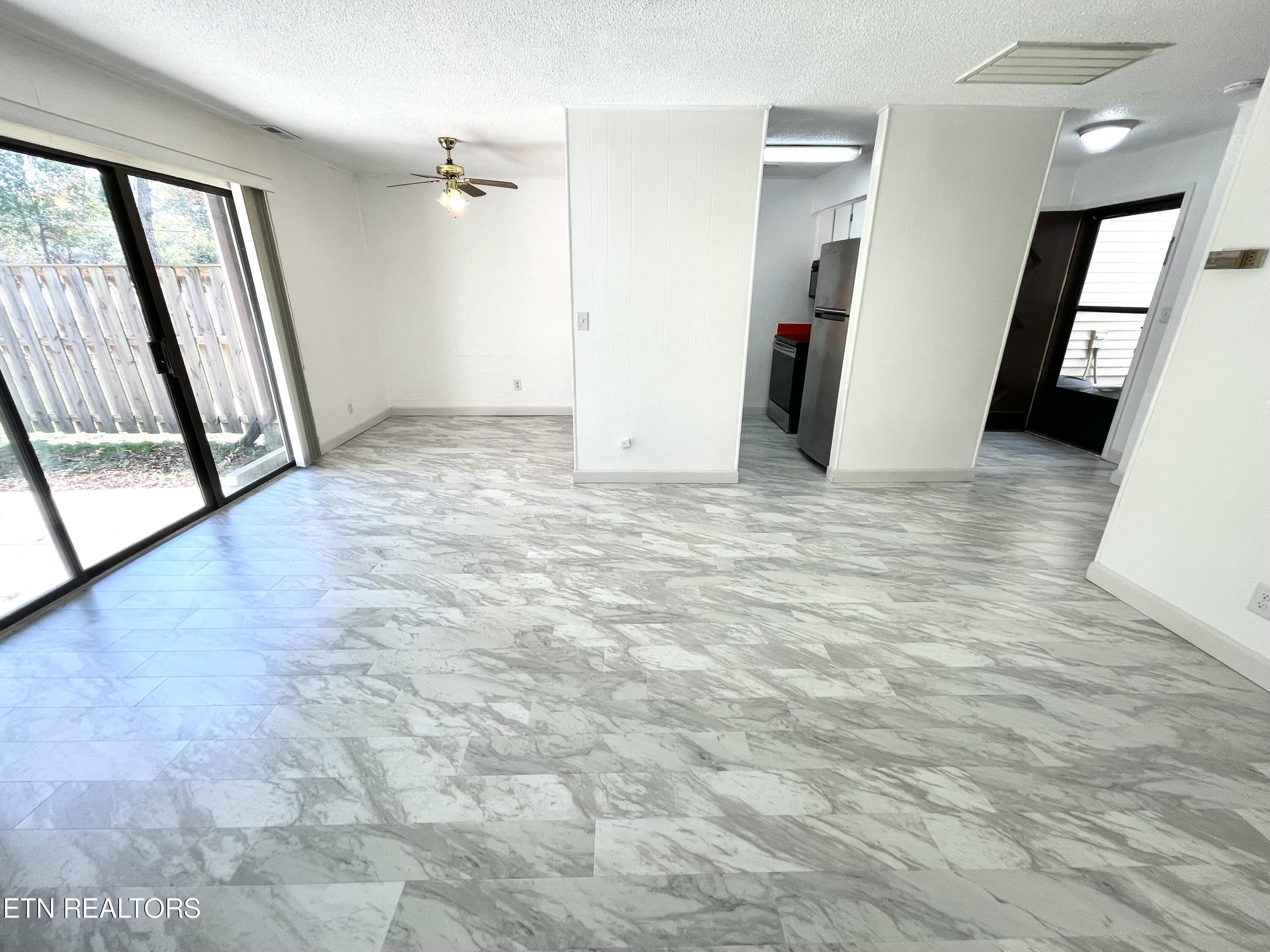 112 Wilshire Heights Drive
