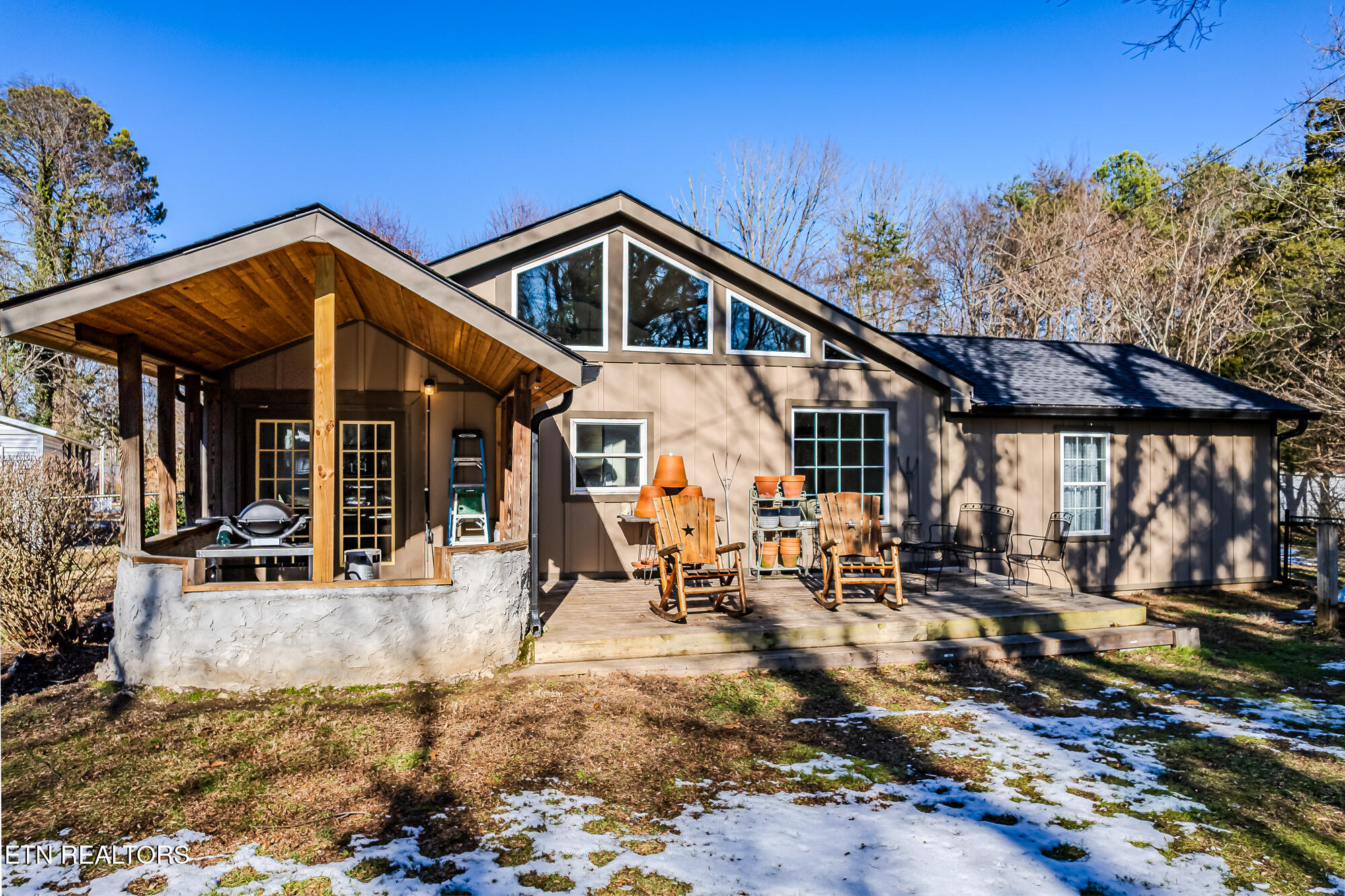 909 Brentwood Drive
