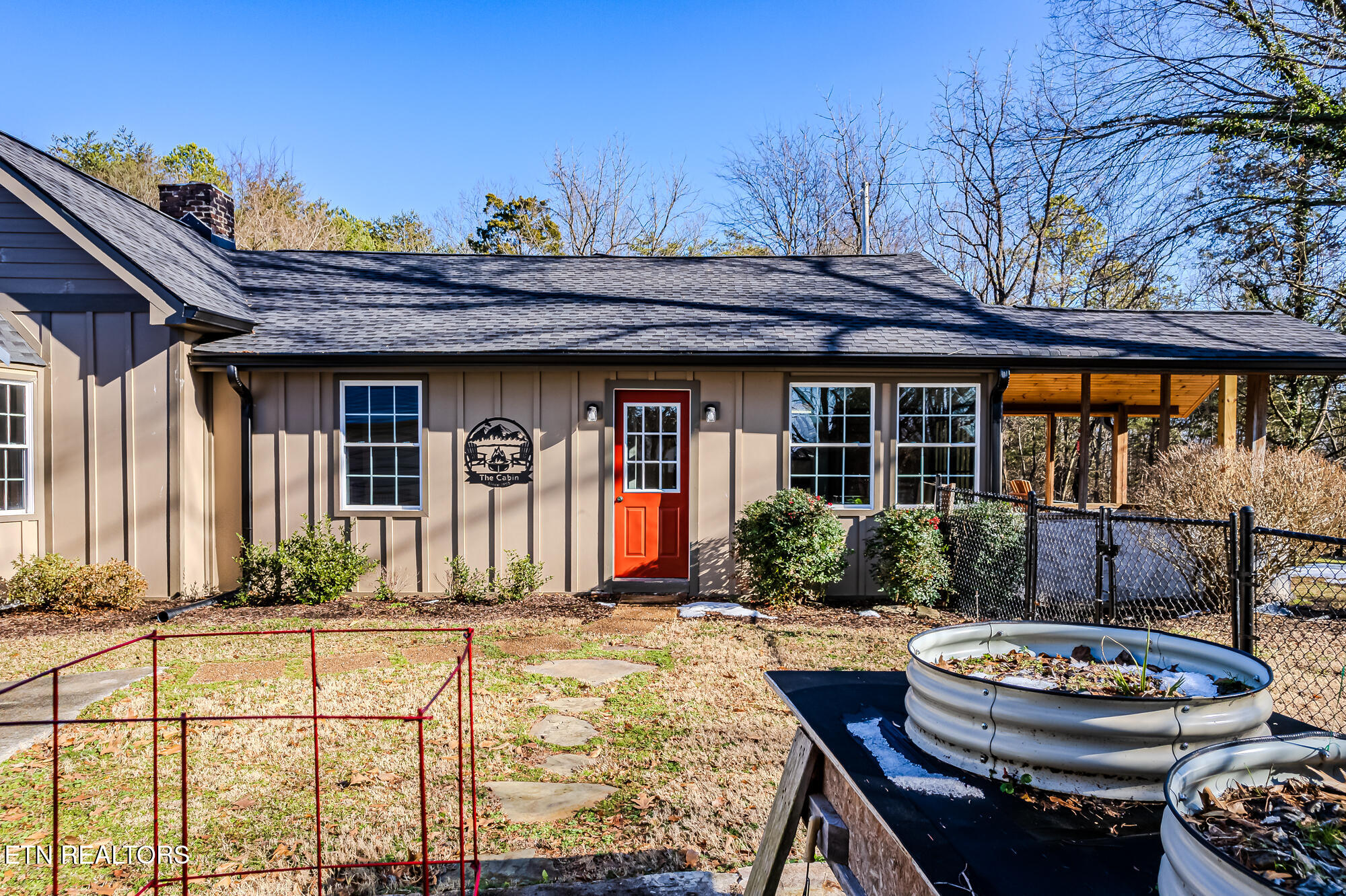 909 Brentwood Drive