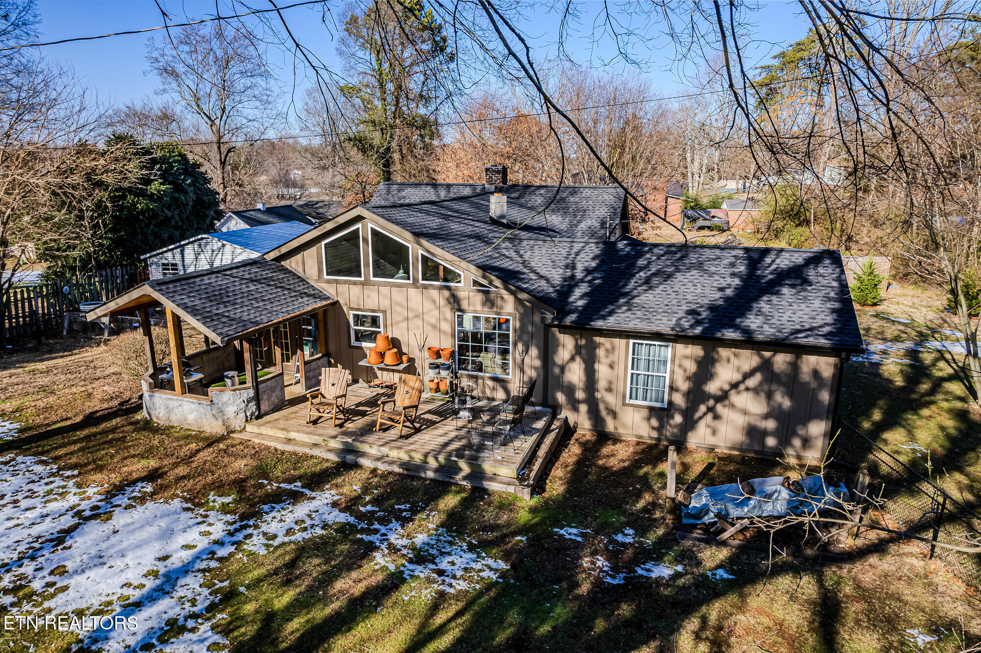 909 Brentwood Drive