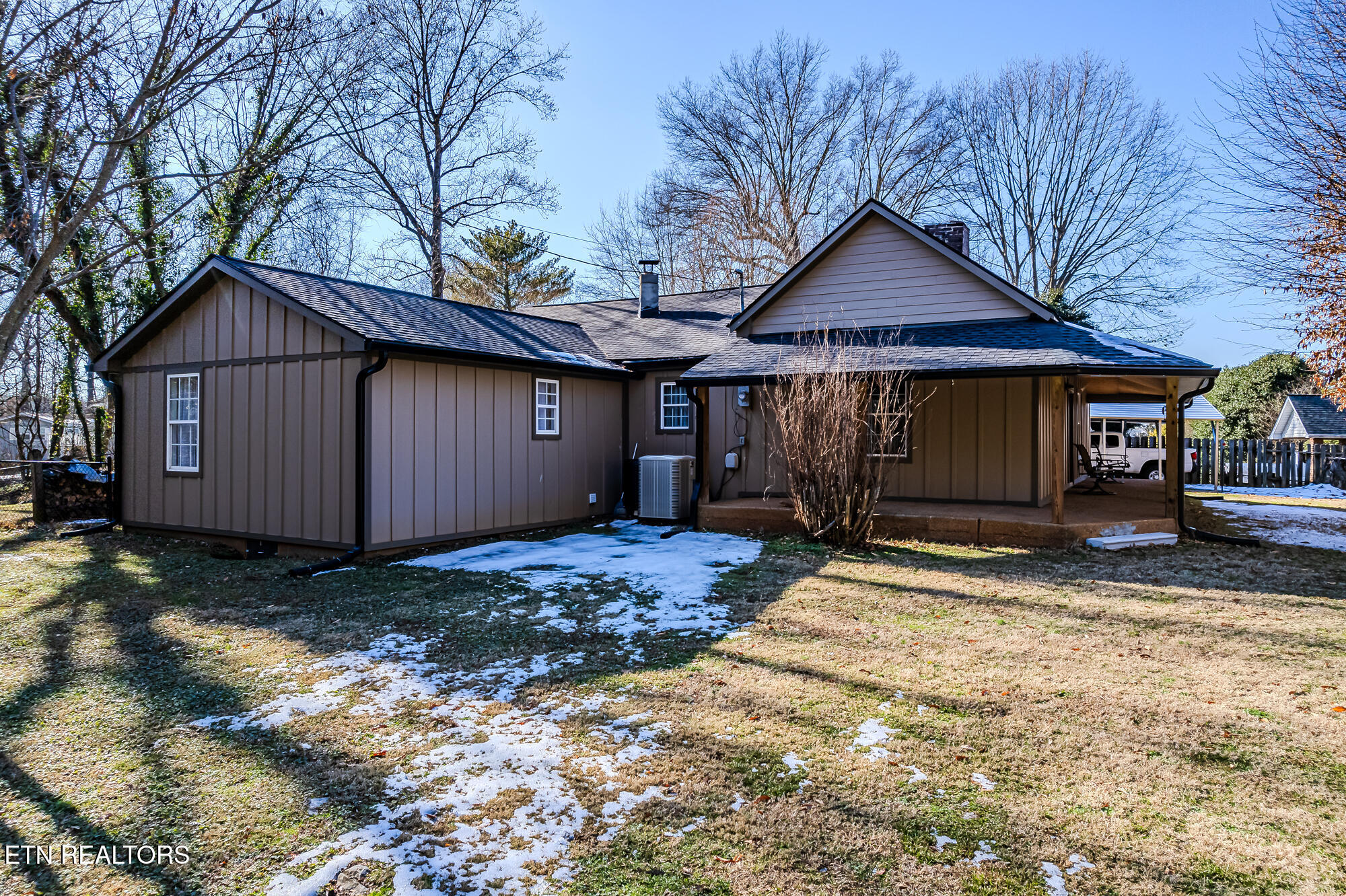 909 Brentwood Drive