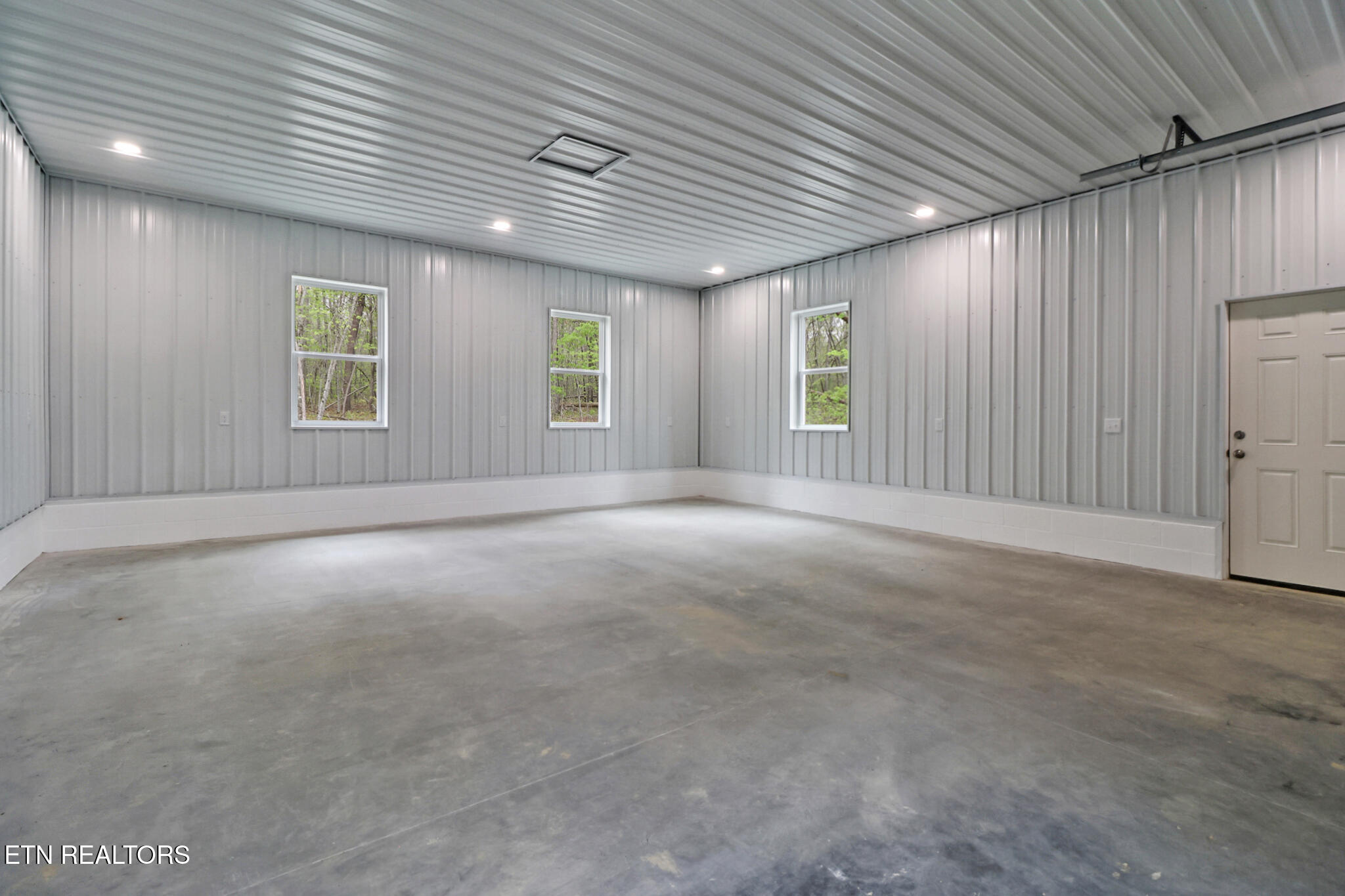 851 Riverchase Tr