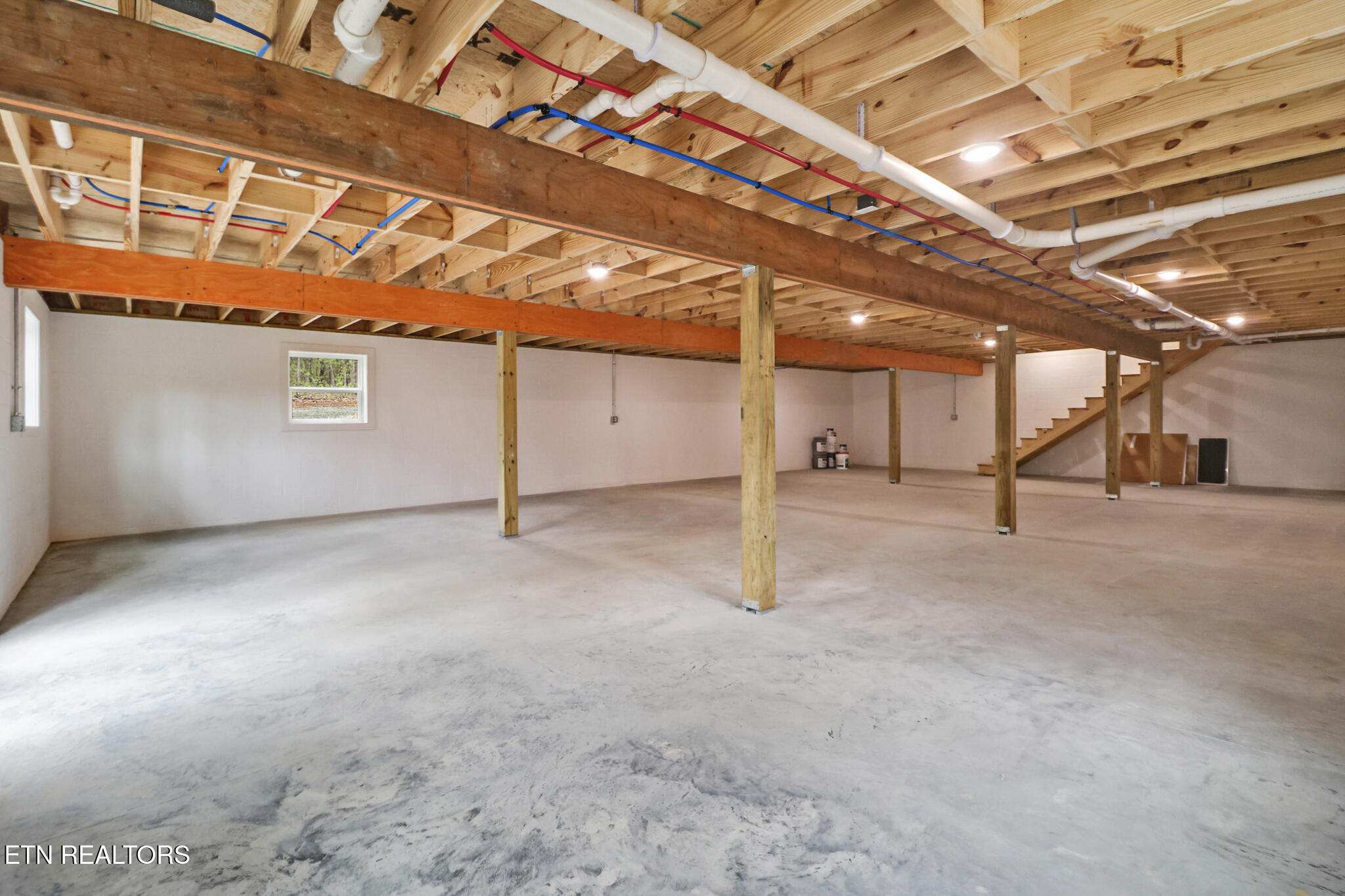 851 Riverchase Tr