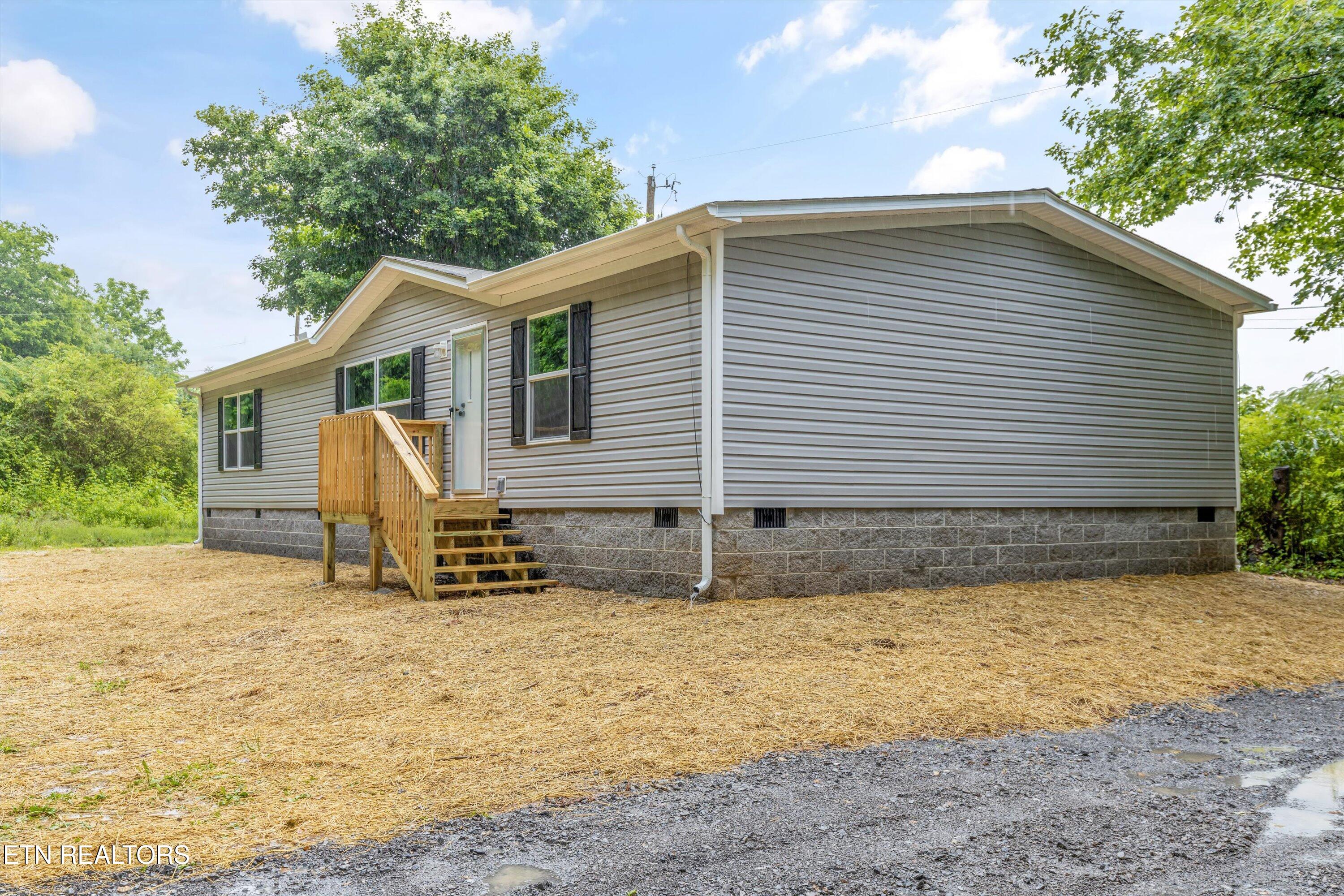 2000 Velma Rd