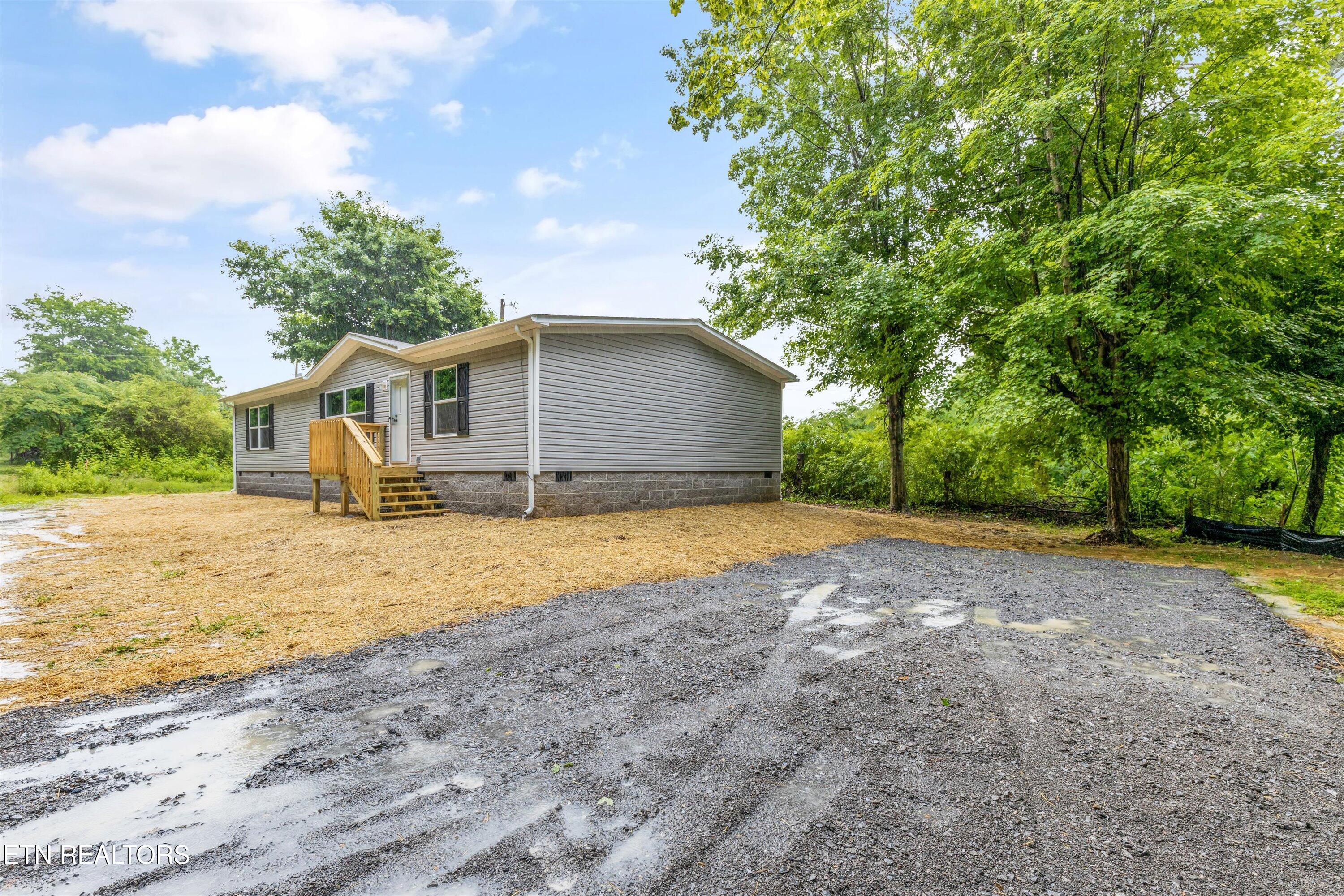 2000 Velma Rd