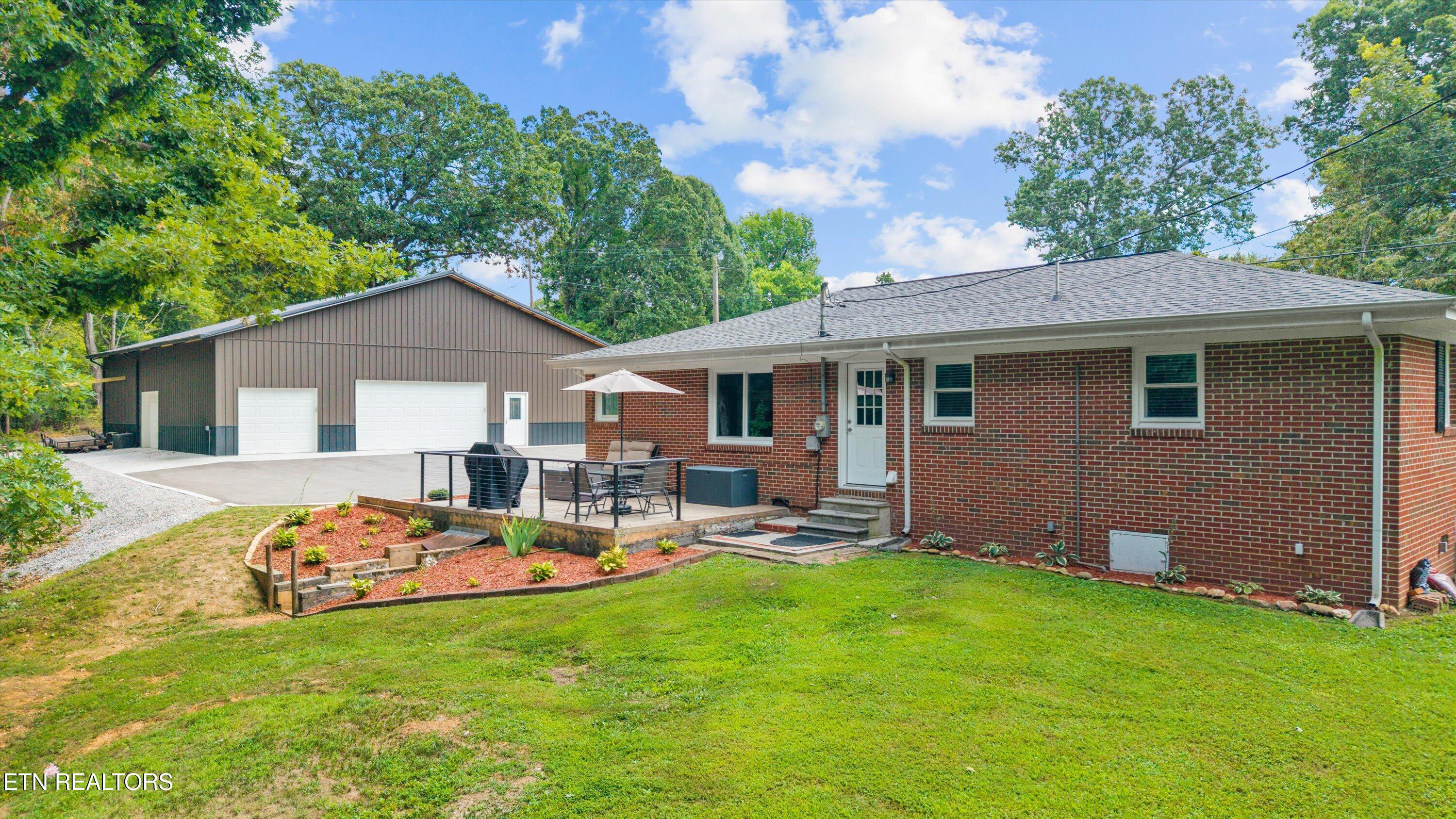304 County Farm Rd