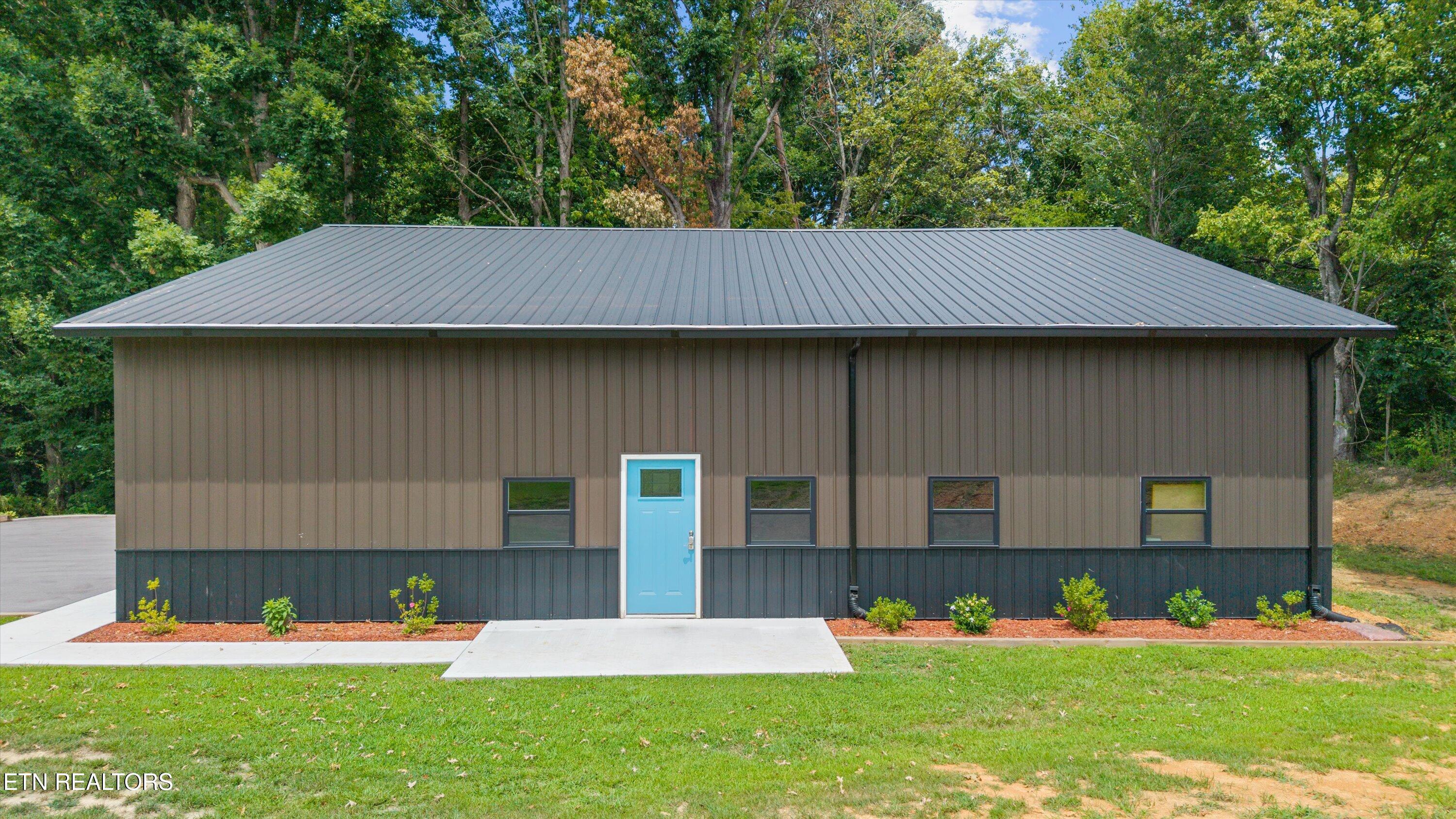 304 County Farm Rd