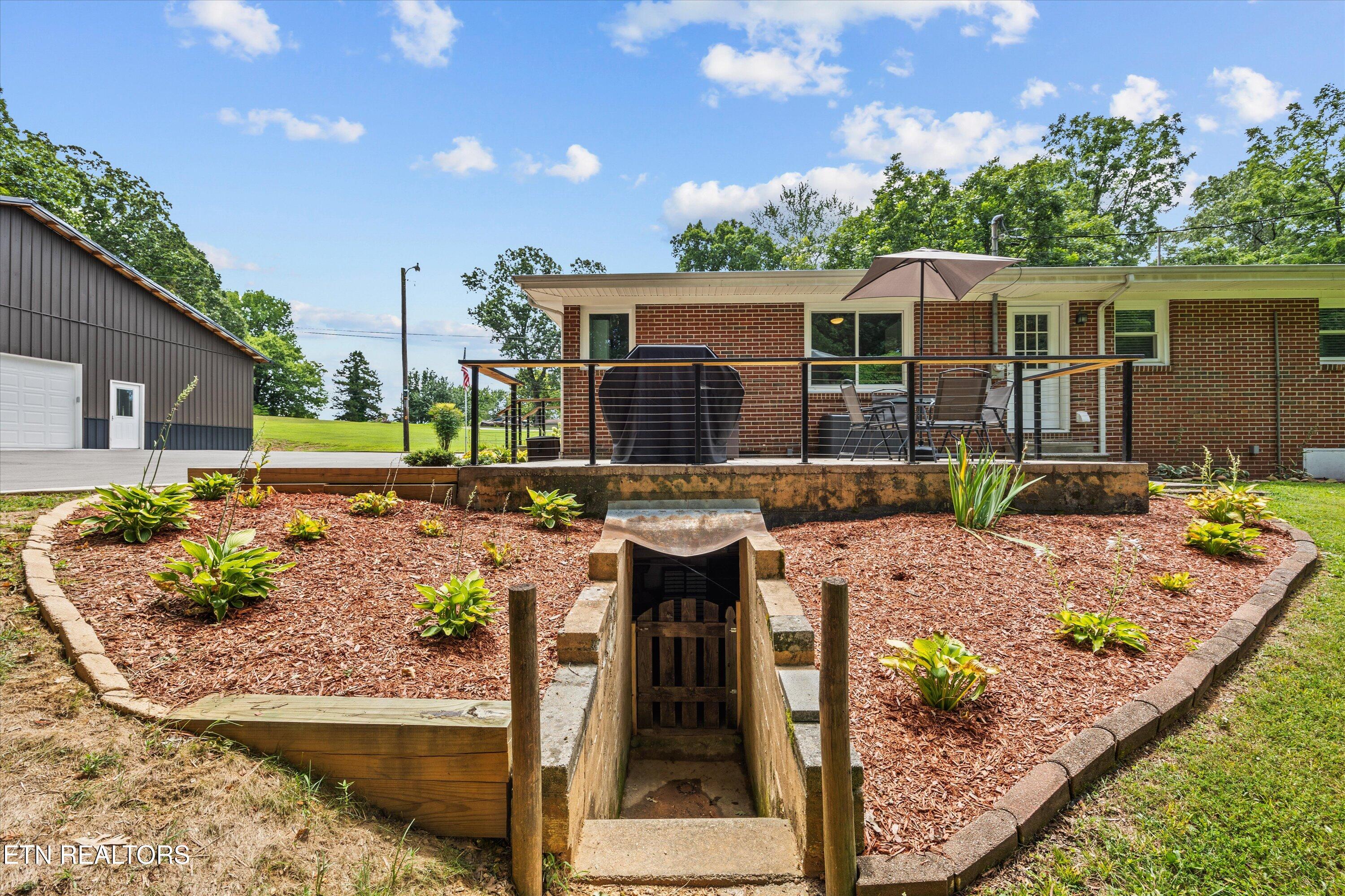 304 County Farm Rd