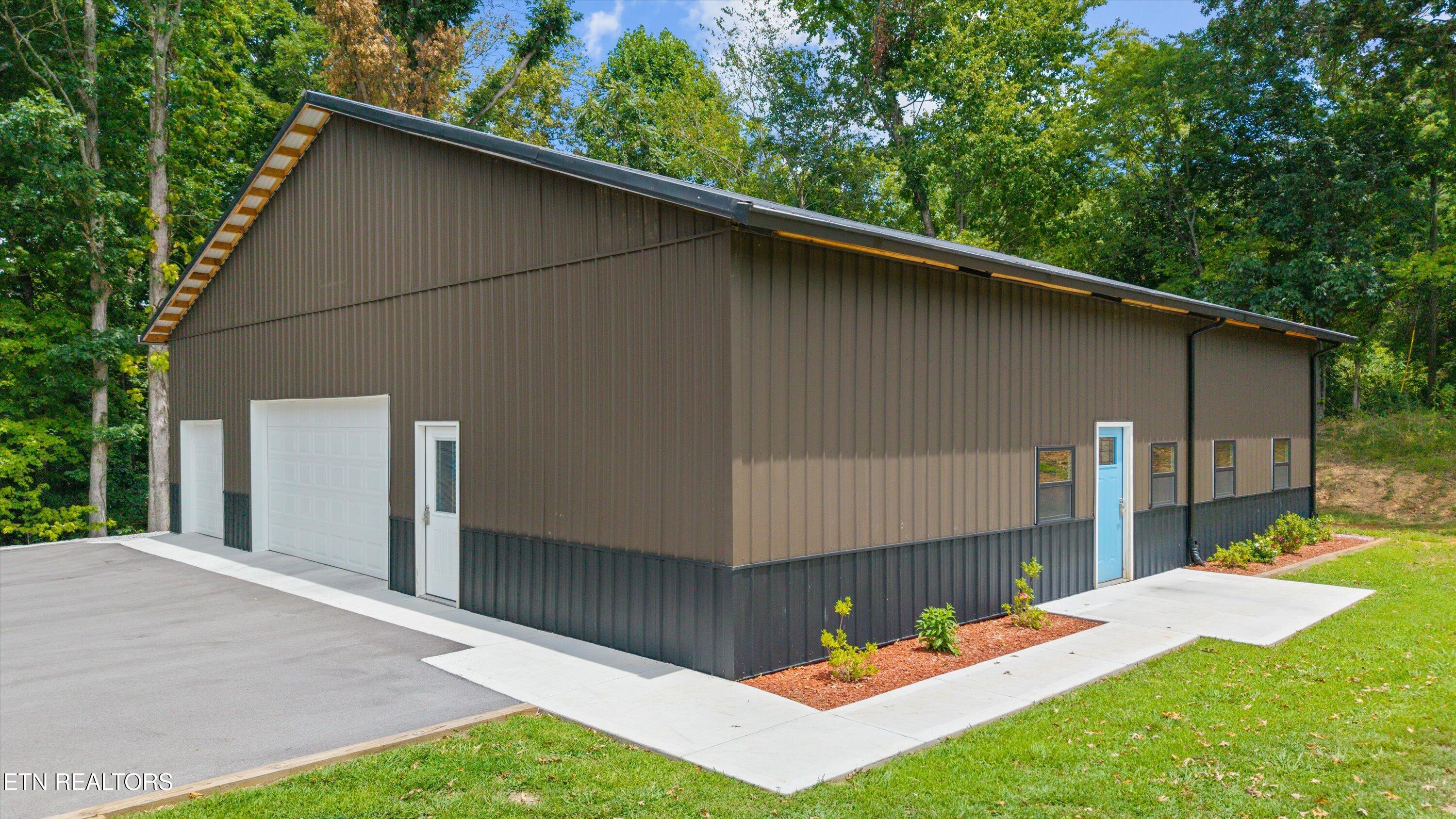 304 County Farm Rd