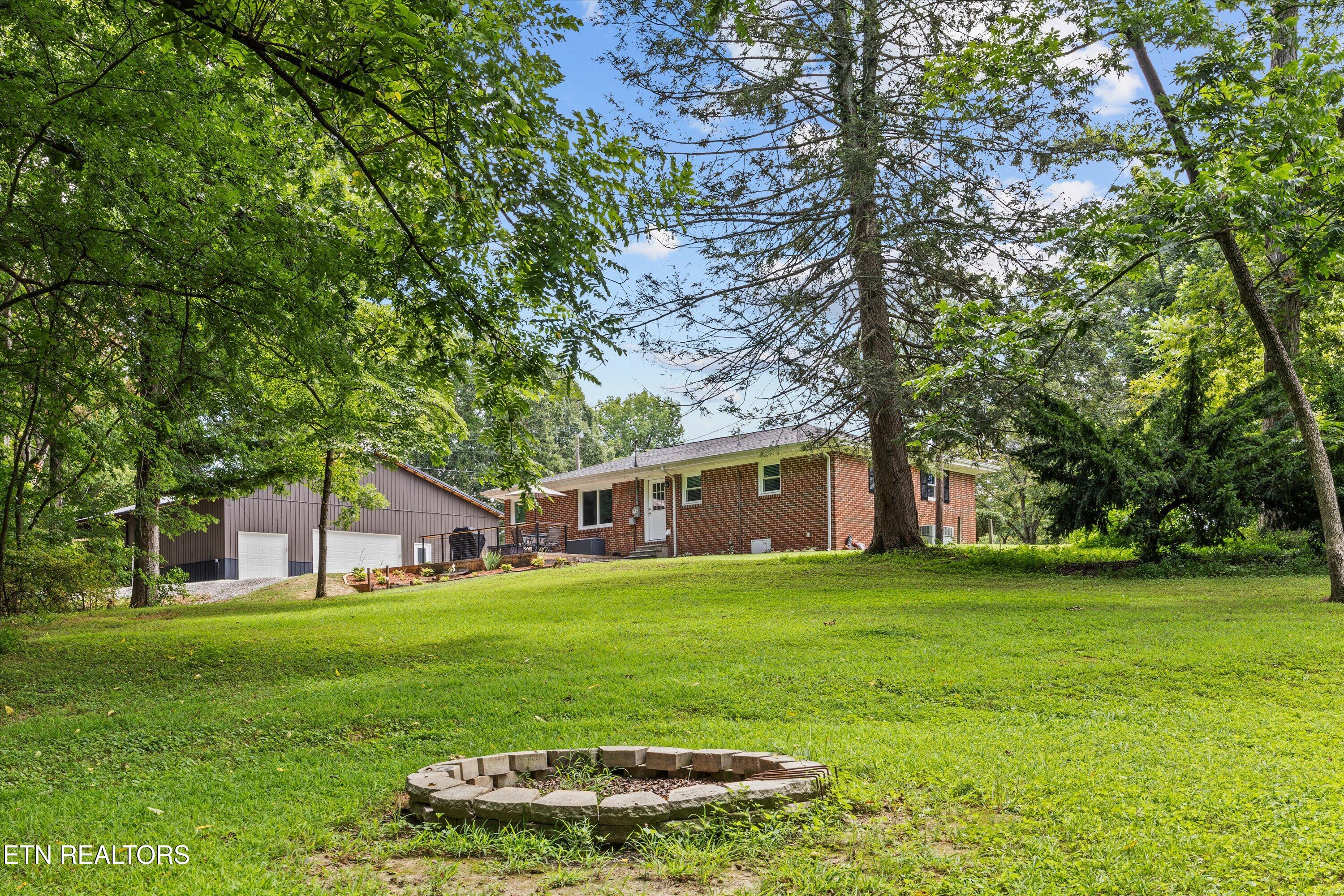 304 County Farm Rd