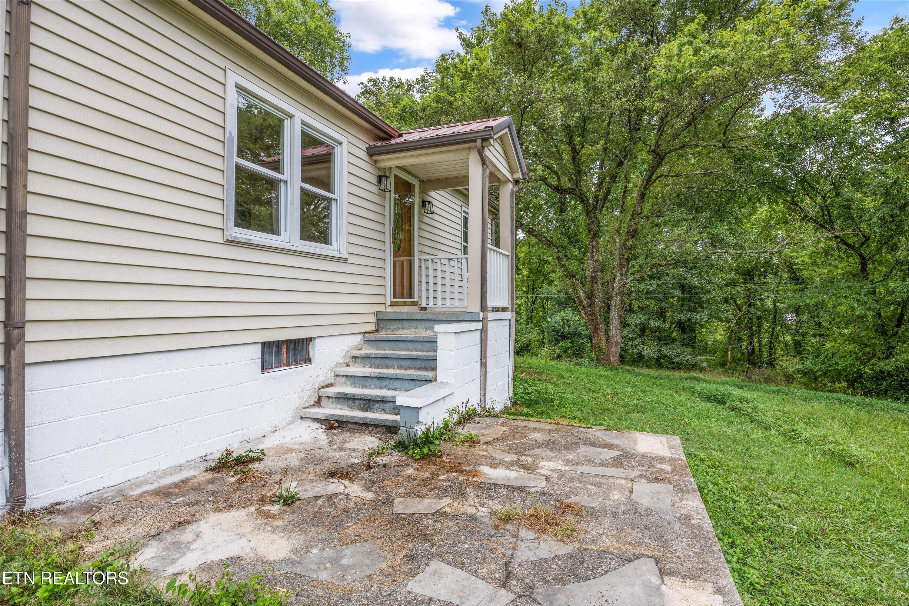2506 Mine Rd
