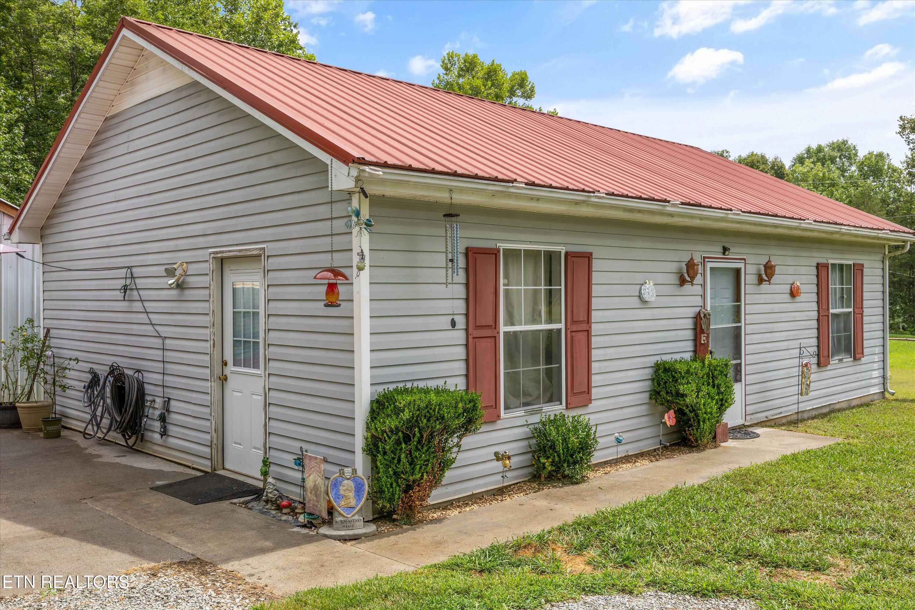 955A County Road 100