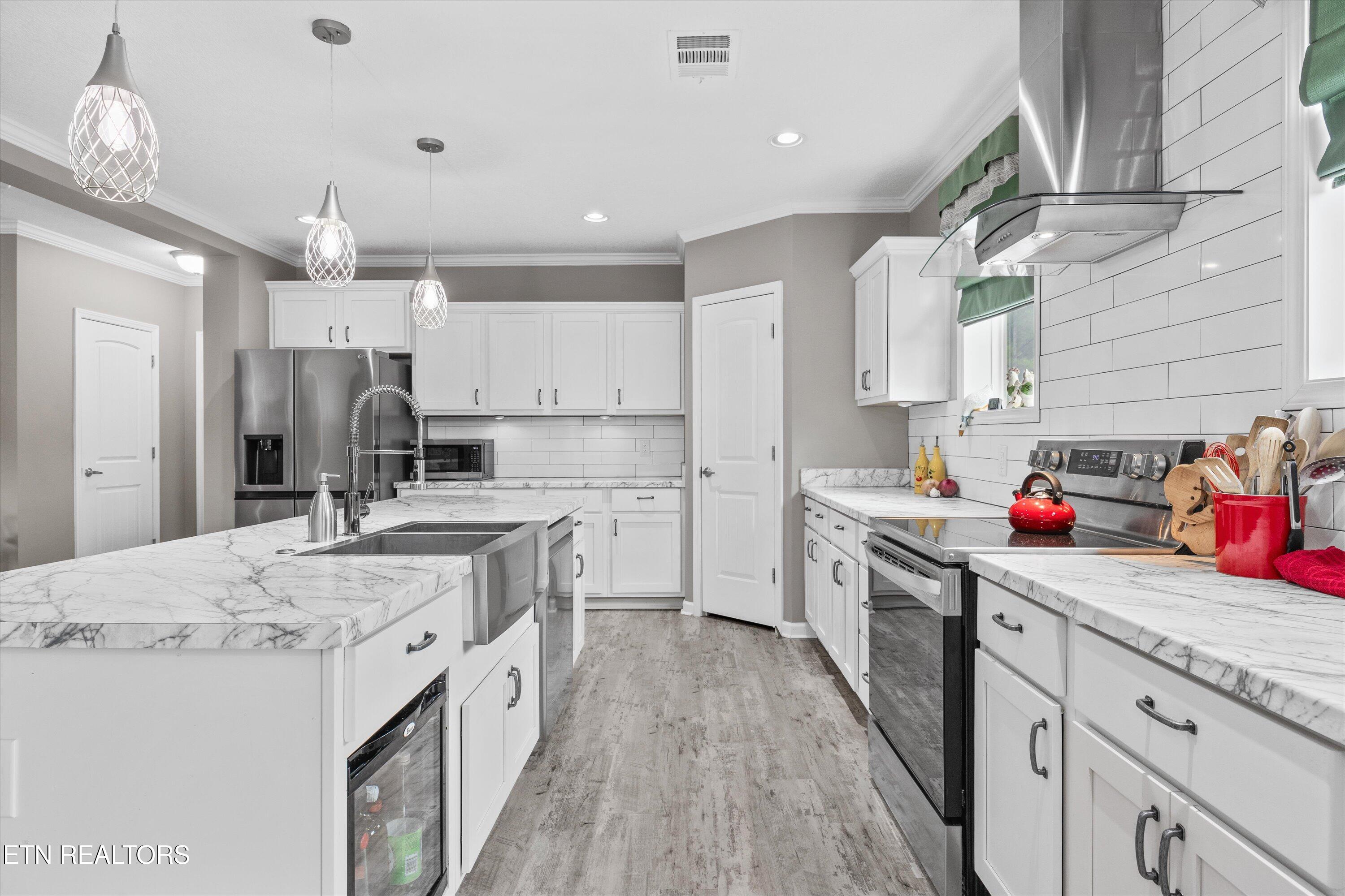 3851 Redman Lane