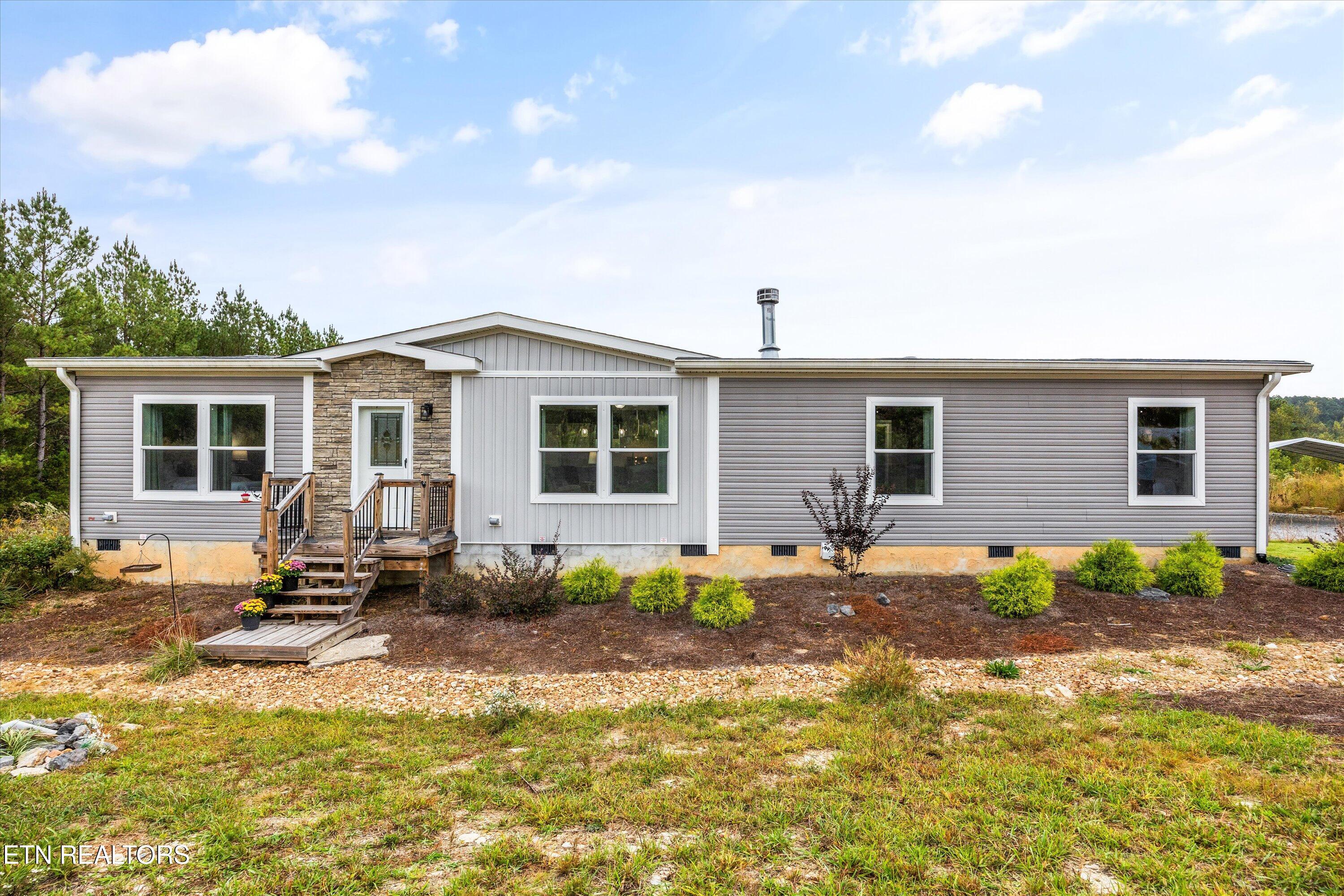 3851 Redman Lane