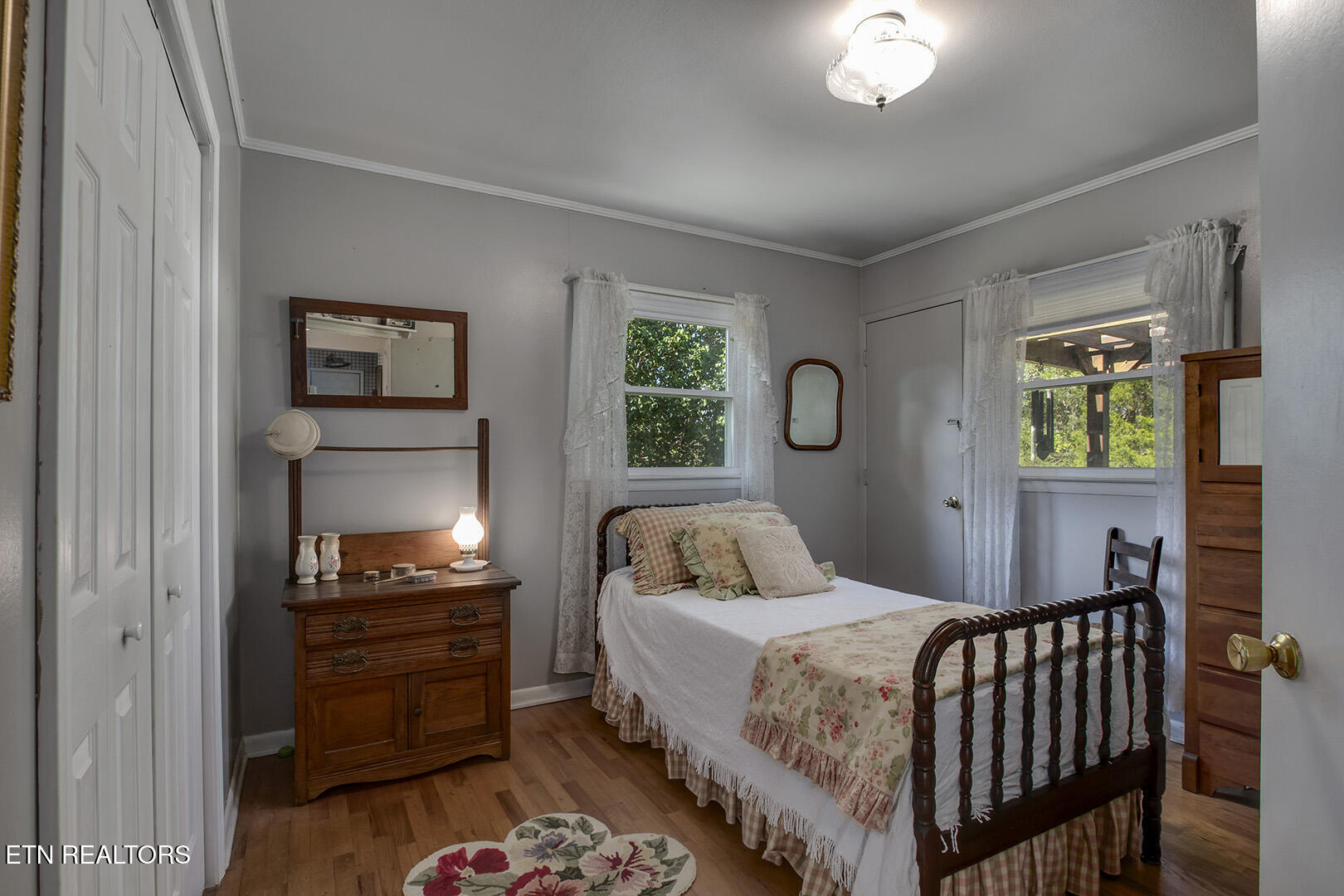 118 Cedar Circle