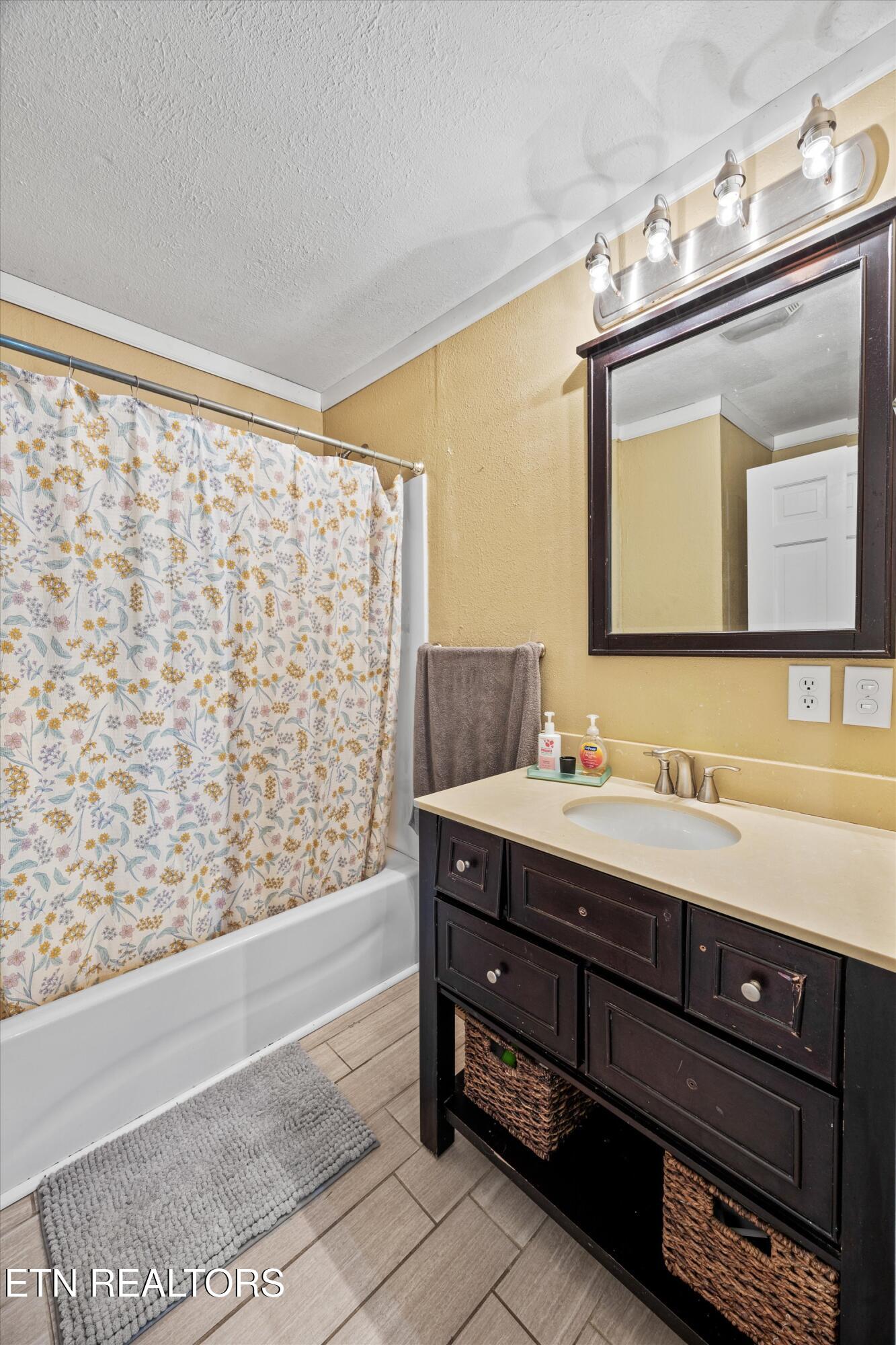 4655 W State Highway 30