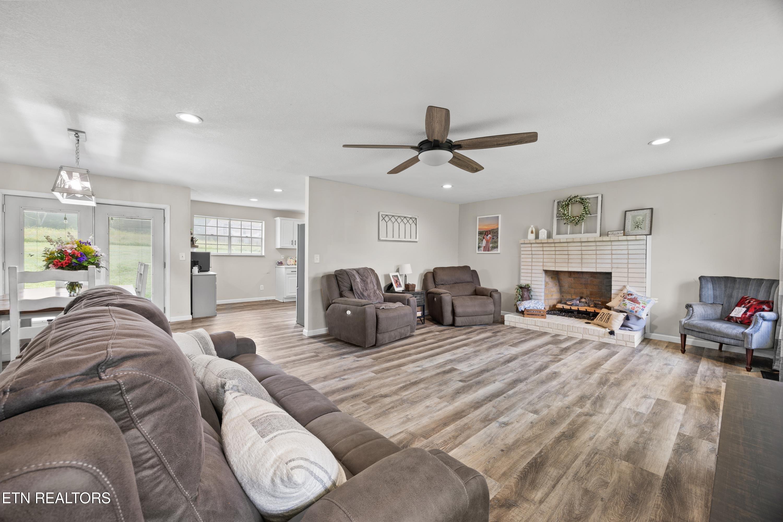 4655 W State Highway 30