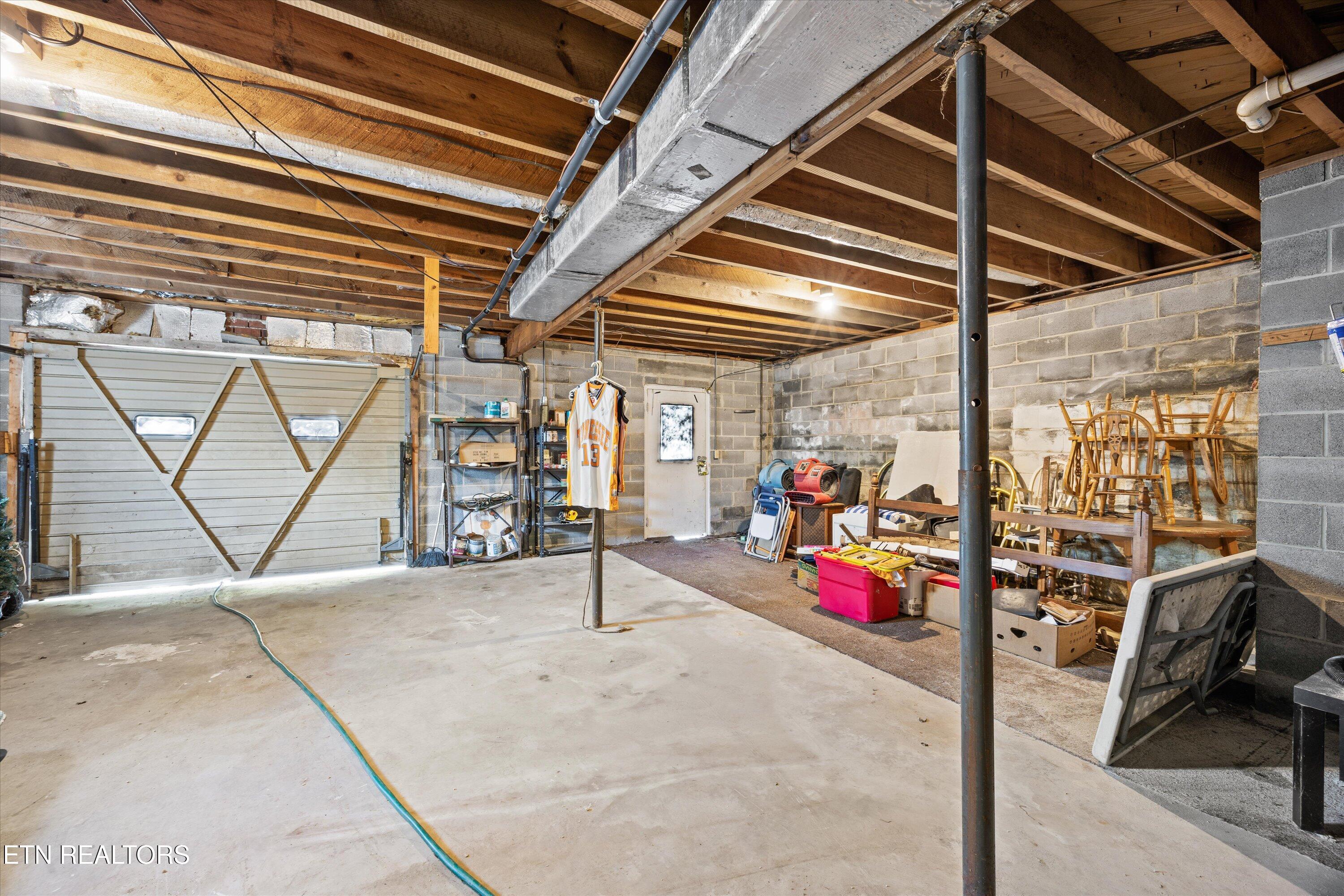 4655 W State Highway 30