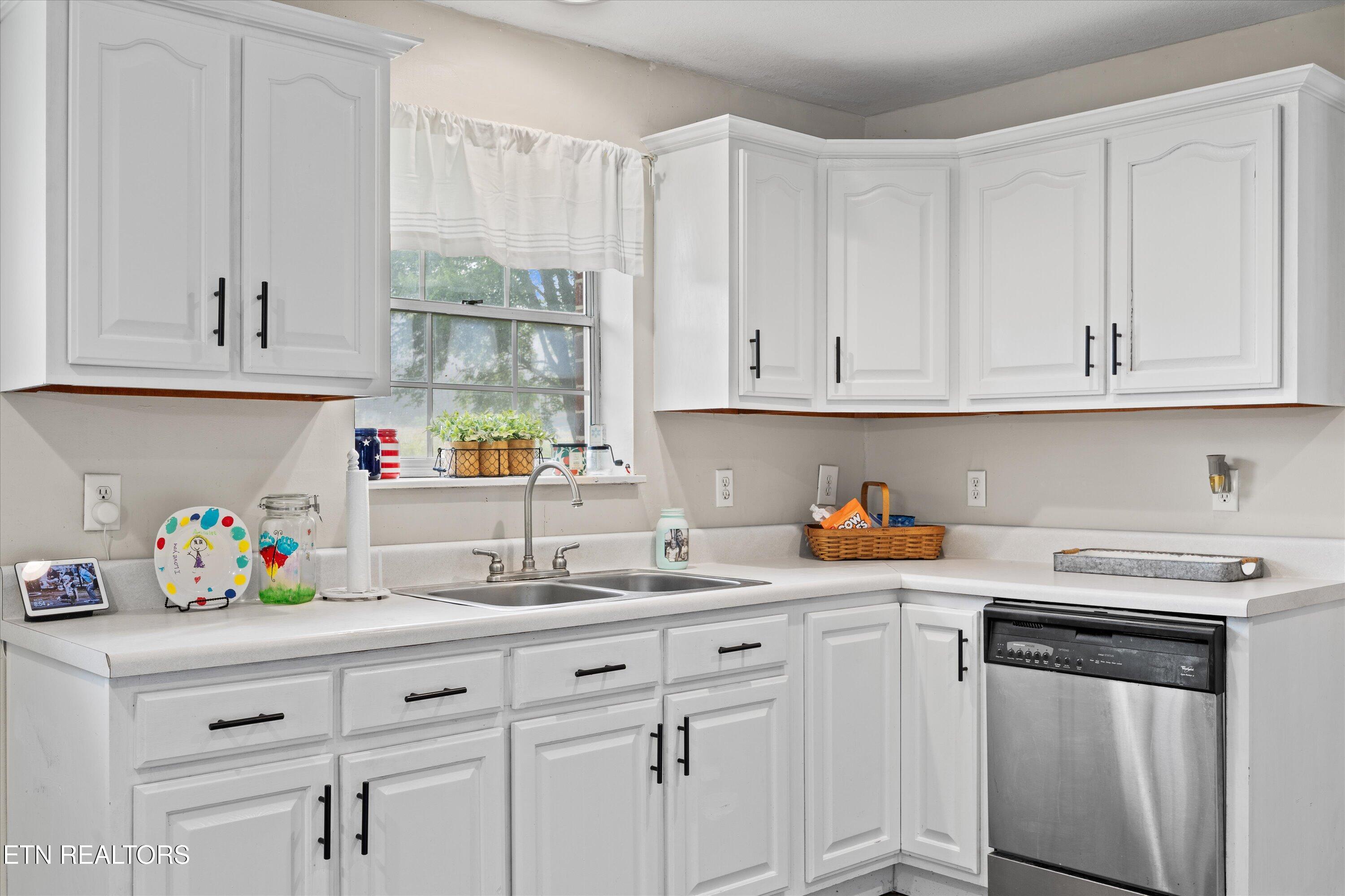 4655 W State Highway 30