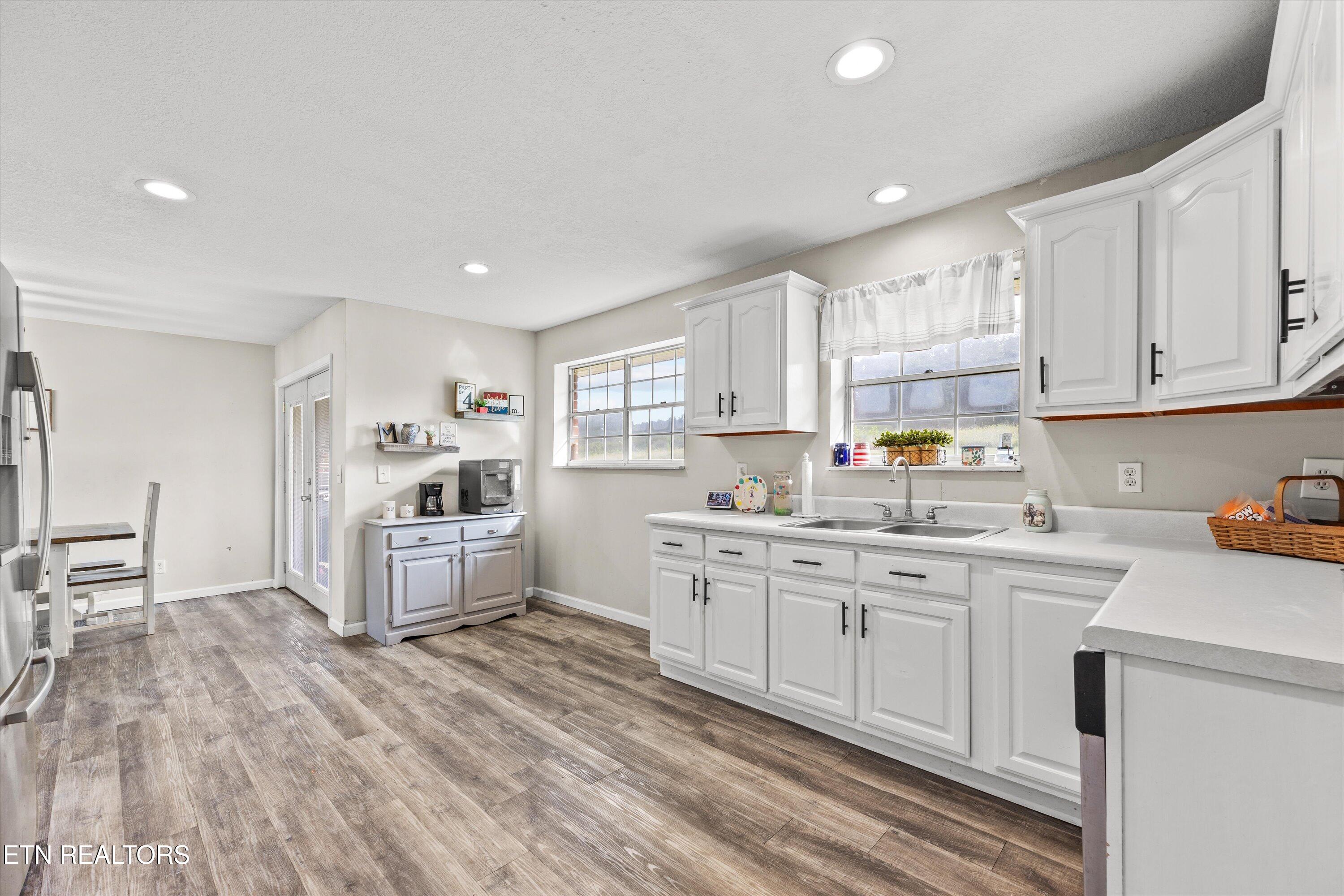 4655 W State Highway 30