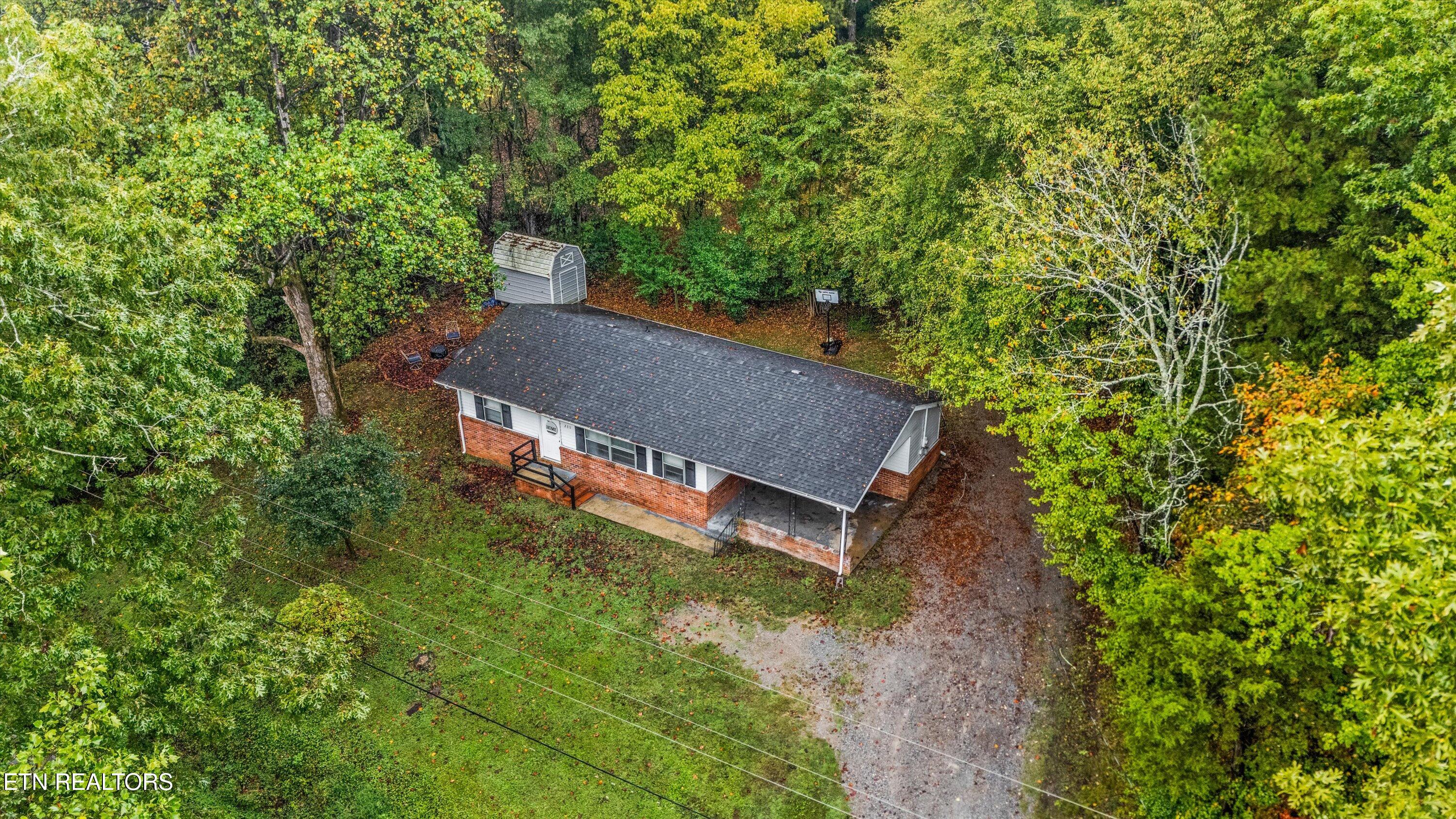 235 Five Points Rd
