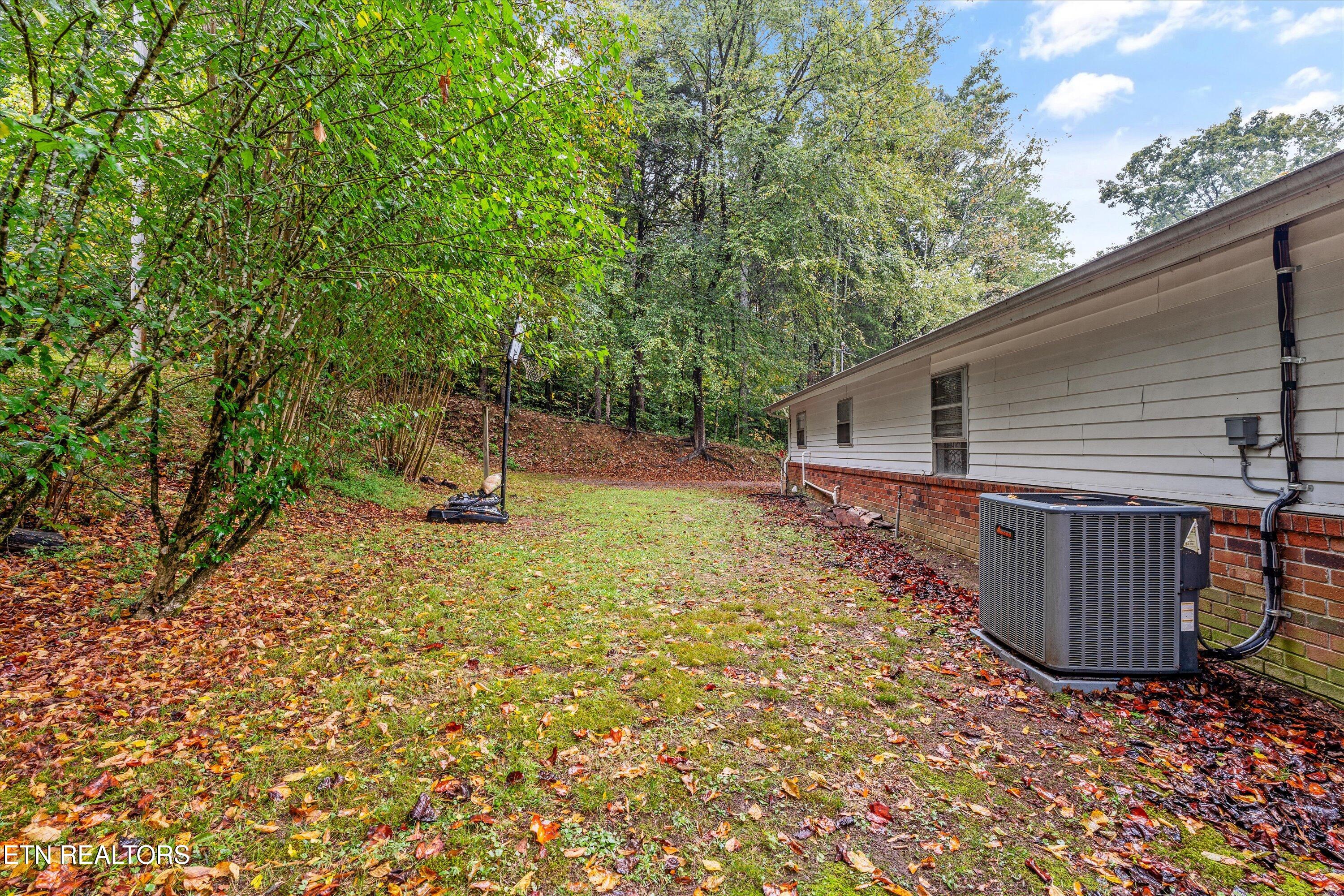 235 Five Points Rd