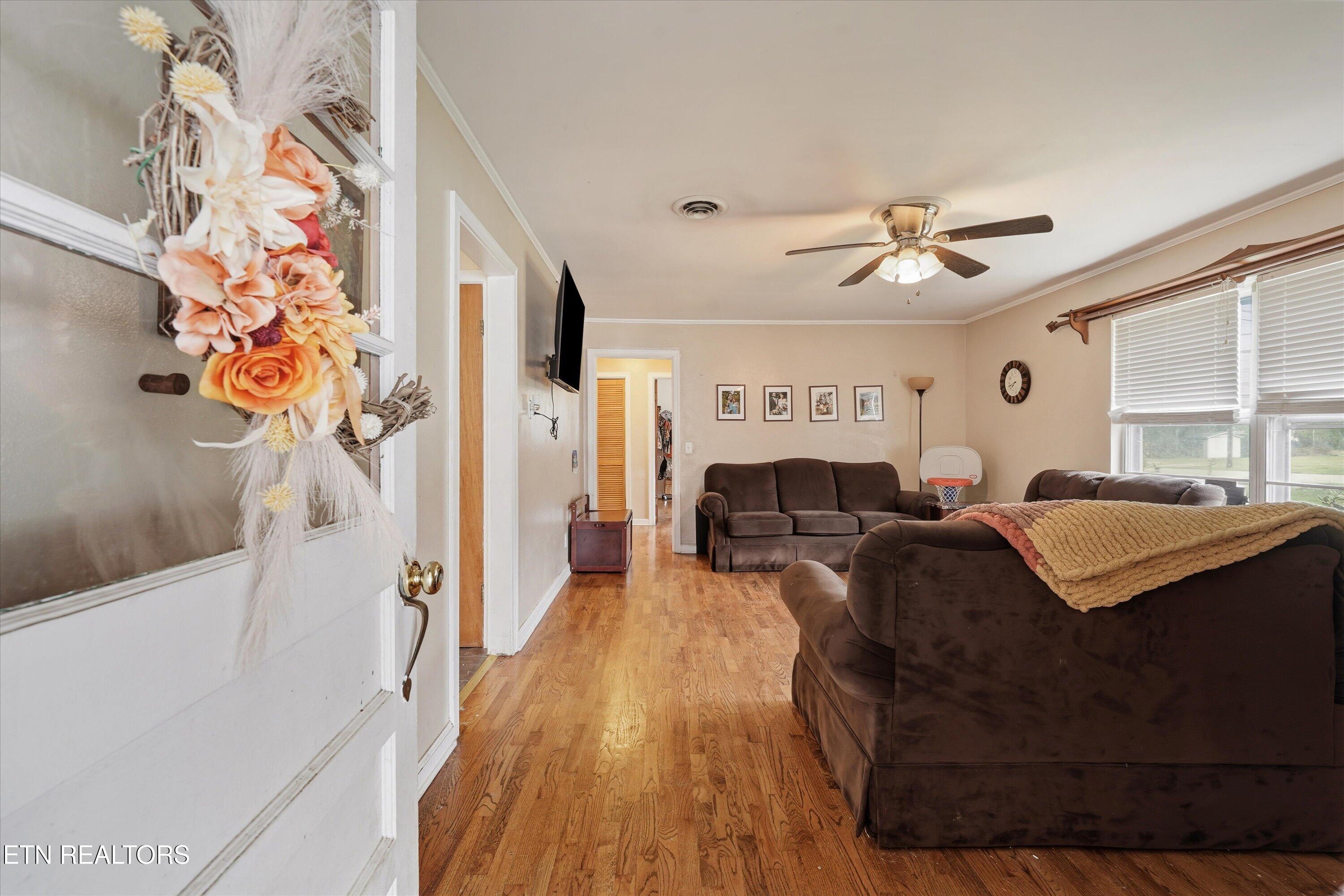 194 Meadowview Lane