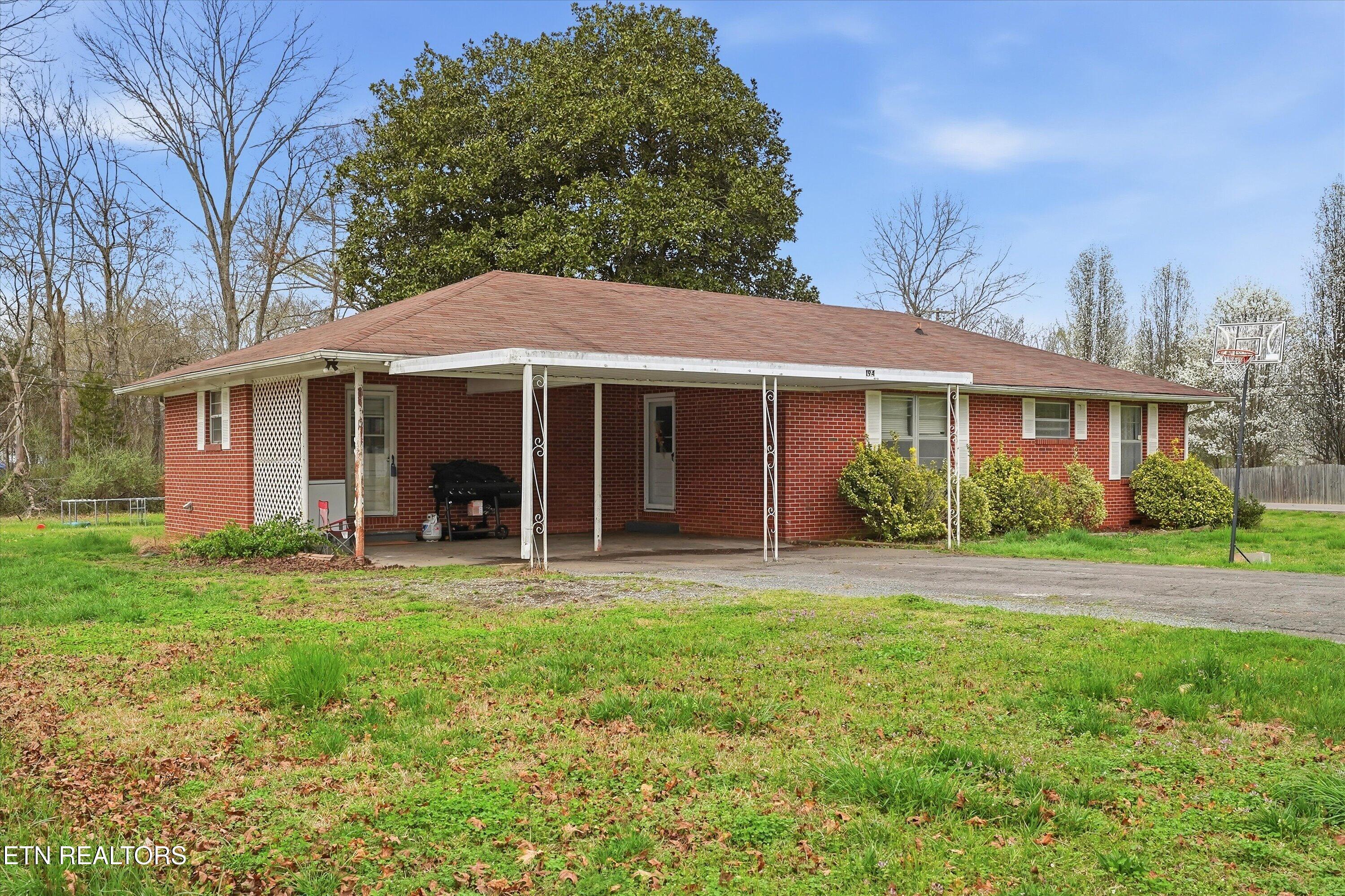 194 Meadowview Lane